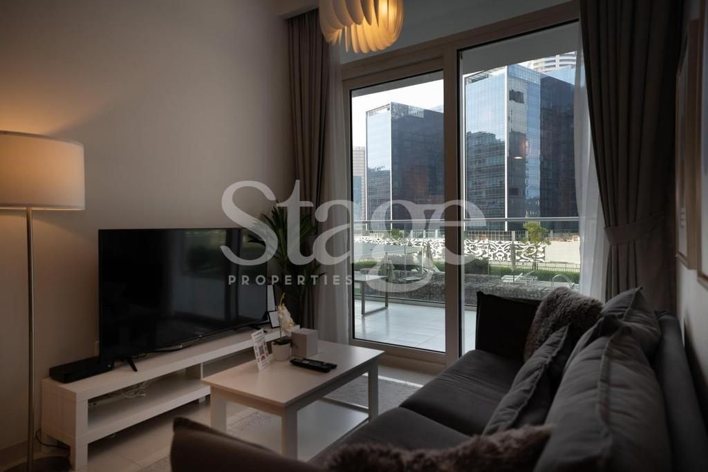 2 Bedroom Furnished Apartment in Dubai Business Bay
