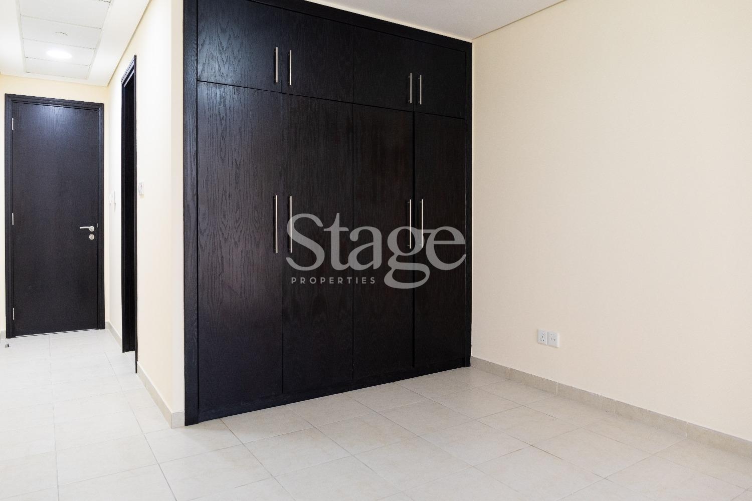شقة من غرفتي نوم للبيع في Jumeirah Lake Towers، Dubai stage-10026367