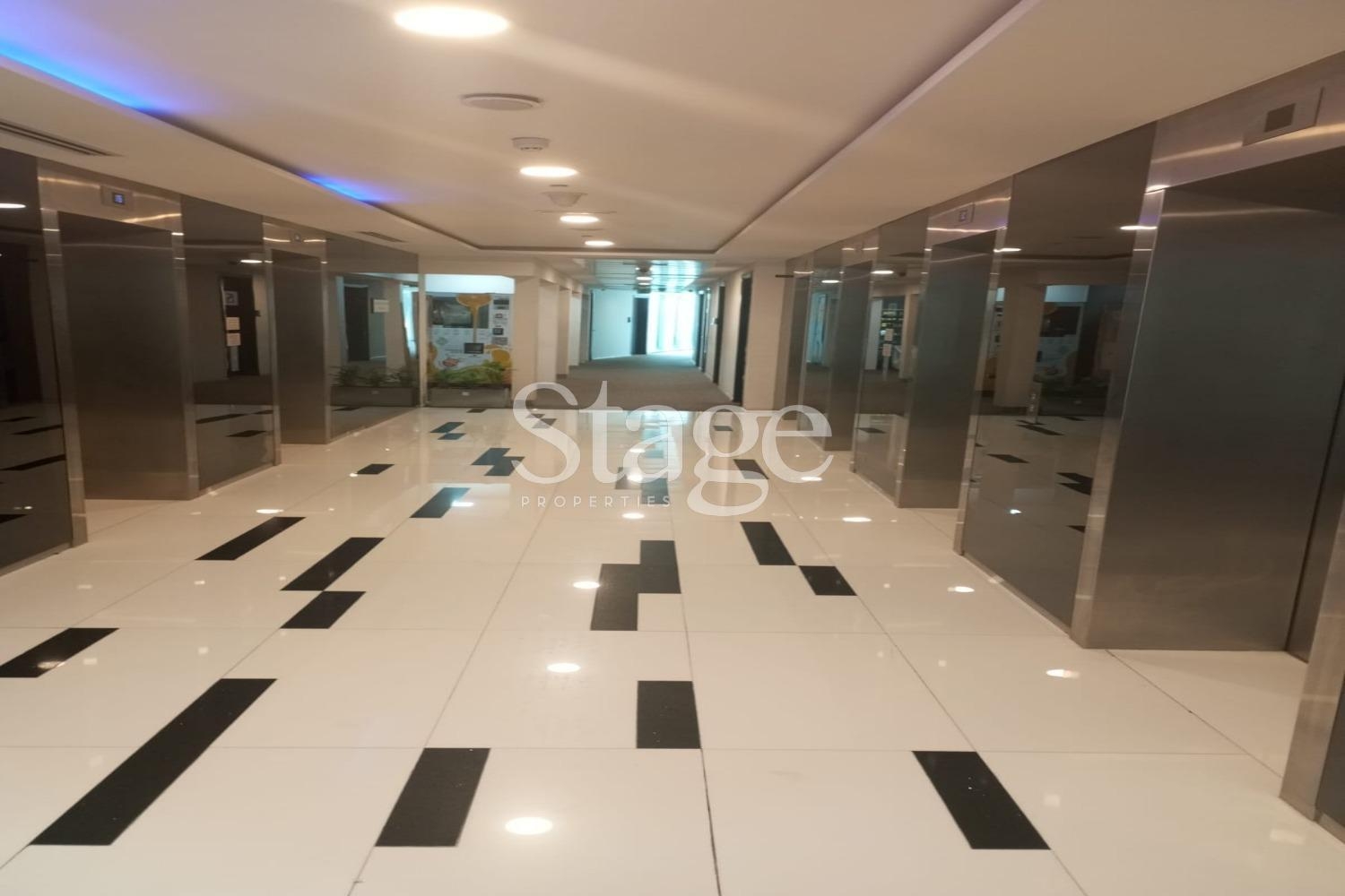Canal view office for rent in Dubai Business Bay