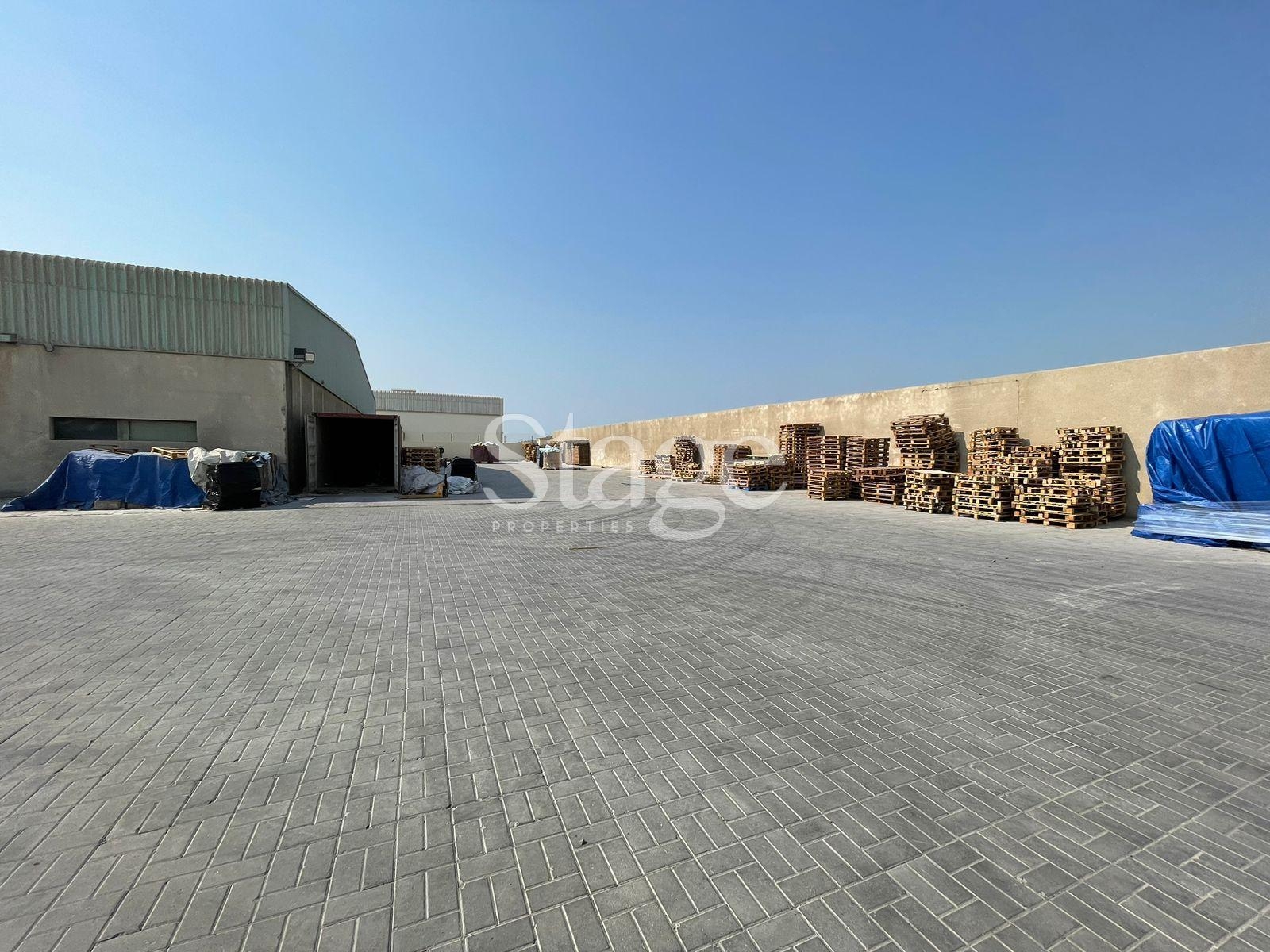 Full compound warehouse for rent in DIP