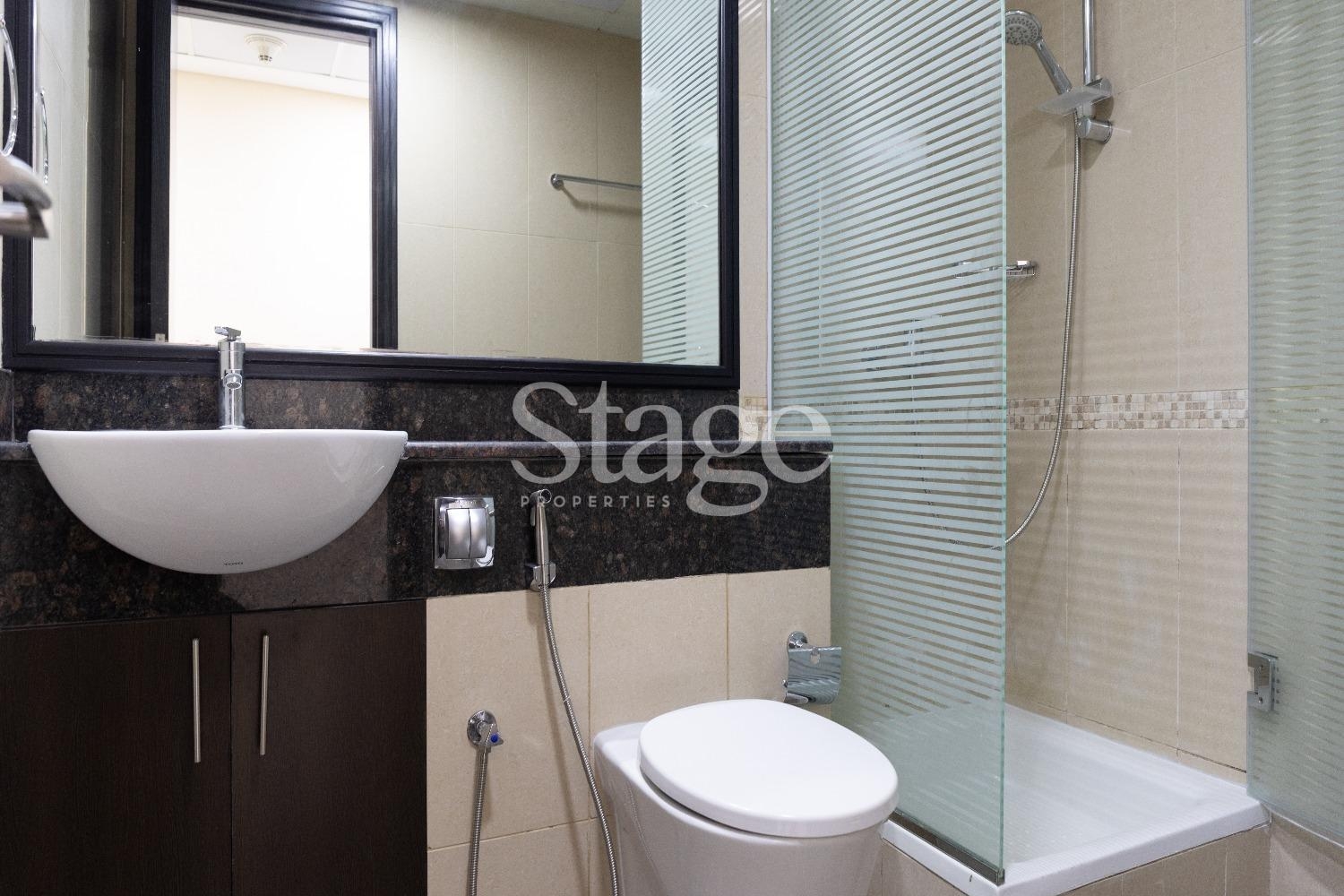 شقة من غرفتي نوم للبيع في Jumeirah Lake Towers، Dubai stage-10026367
