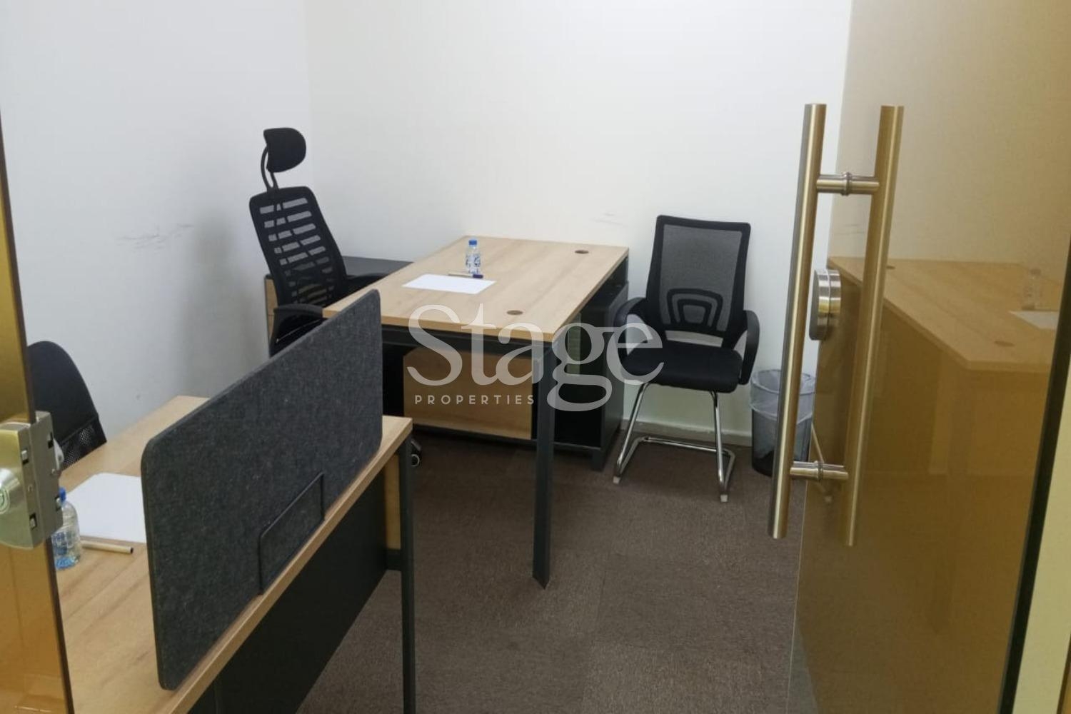 Canal view office for rent in Dubai Business Bay