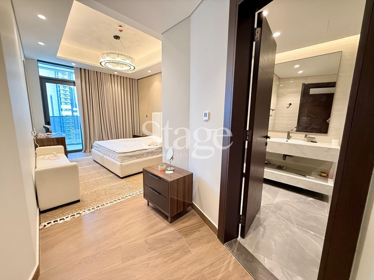 3 bedrooms apartment for Rent in Business Bay, Dubai AP9849L