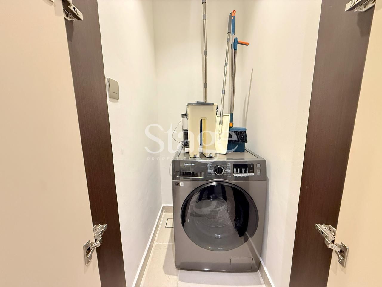 1 bedroom apartment for Rent in Business Bay, Dubai AP9198L