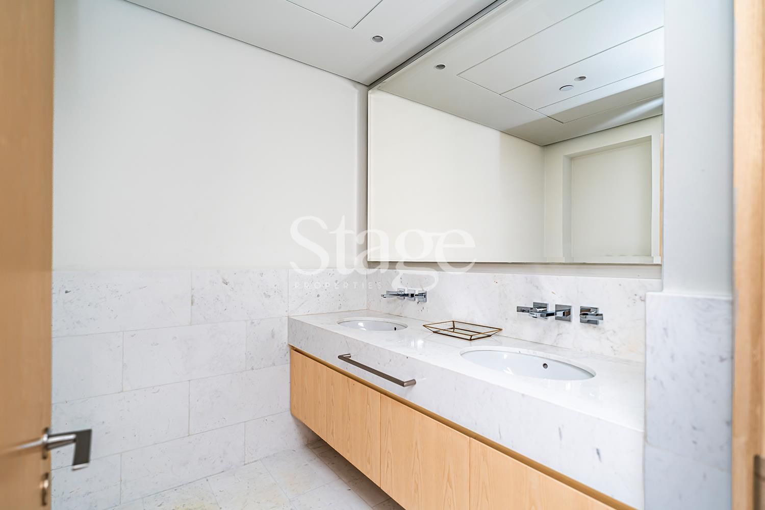 Studio for Rent in Palm Jumeirah, Dubai AP7777L