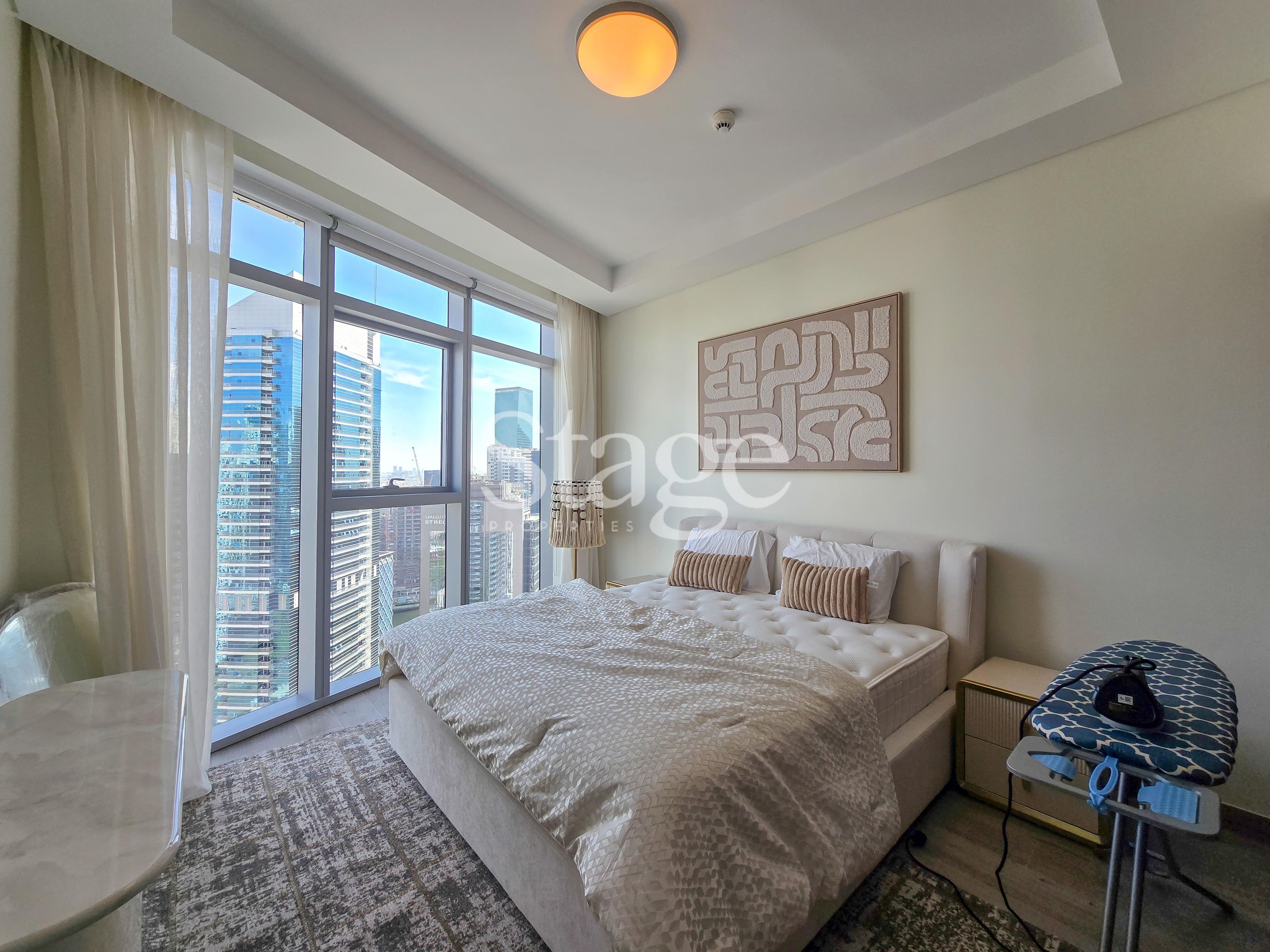 3 bedrooms apartment for Rent in Downtown Dubai, Dubai AP9315L
