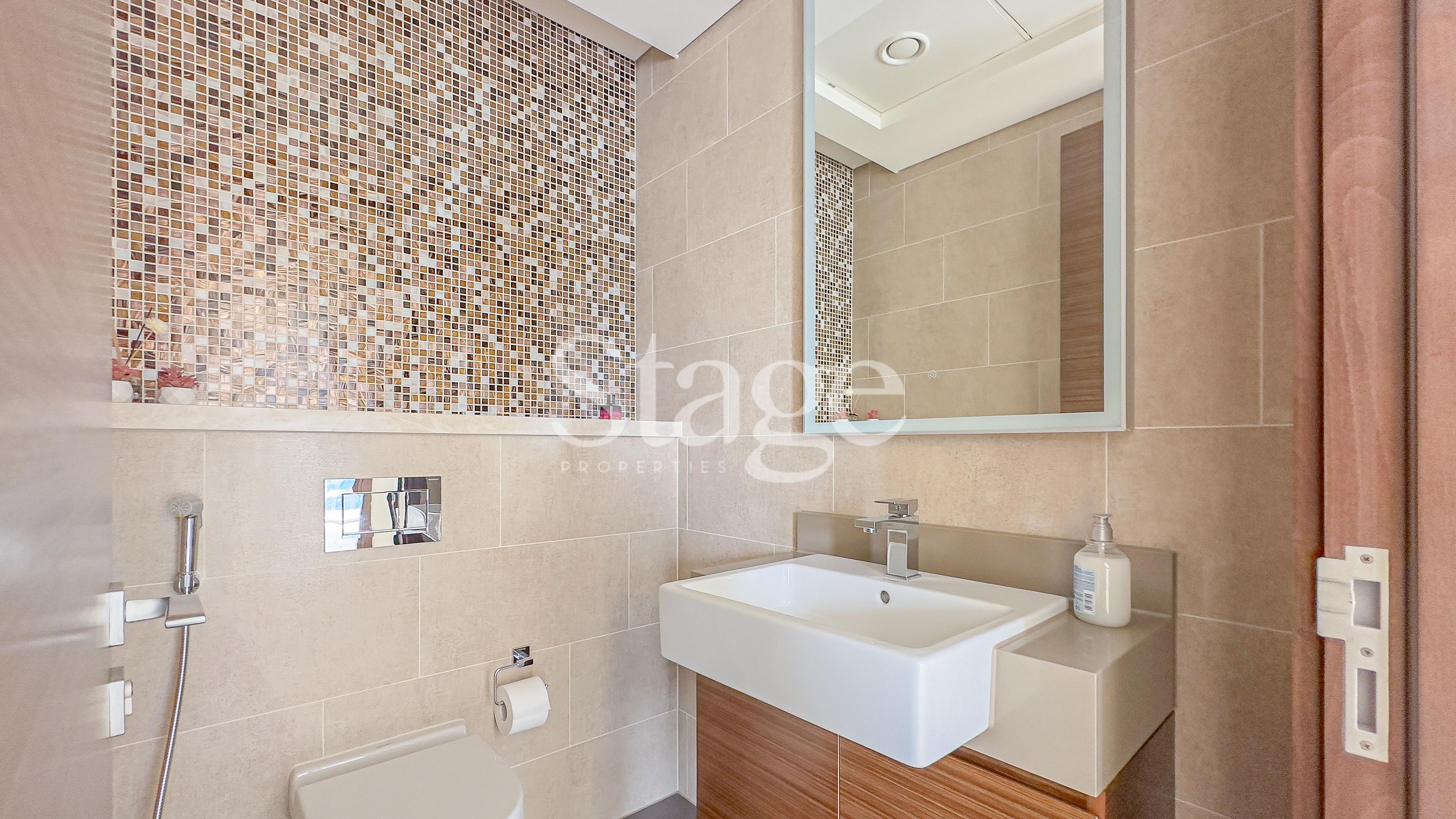 1 bedroom apartment for Sale in Sobha Hartland, Dubai AP7548S