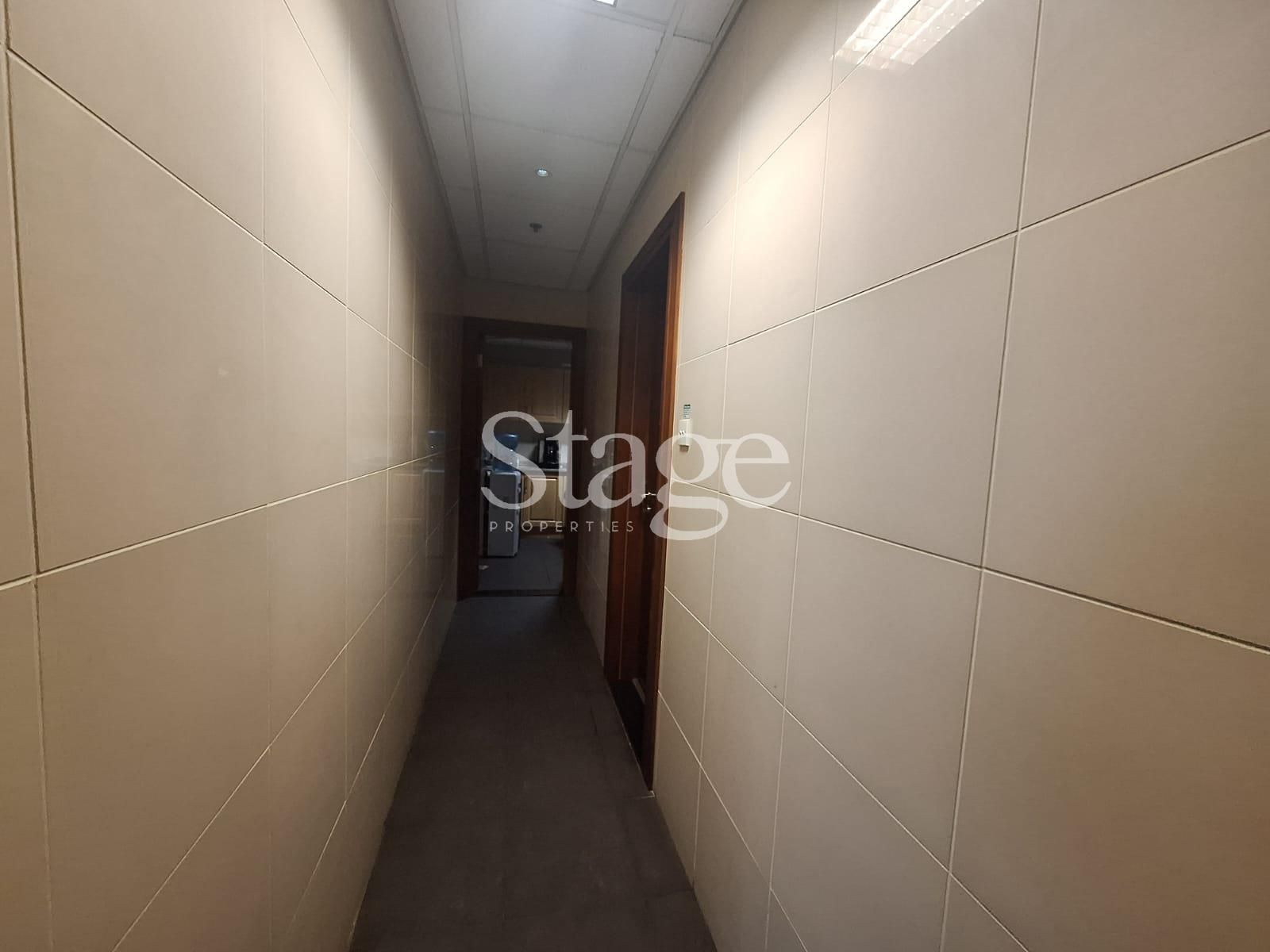 Office Space for Rent in Dubai Investment Park, Dubai OF8558L