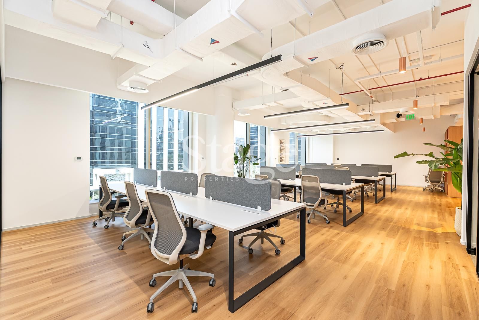 مساحة مكتبية للإيجار في شارع الشيخ زايد، Dubai OF8697L