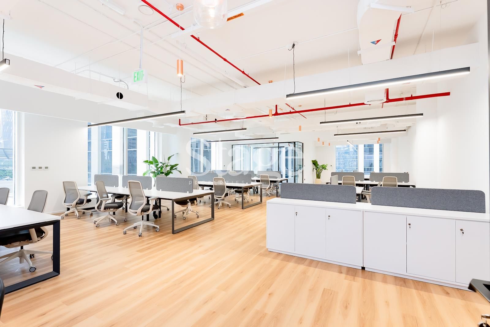 مساحة مكتبية للإيجار في شارع الشيخ زايد، Dubai OF8697L