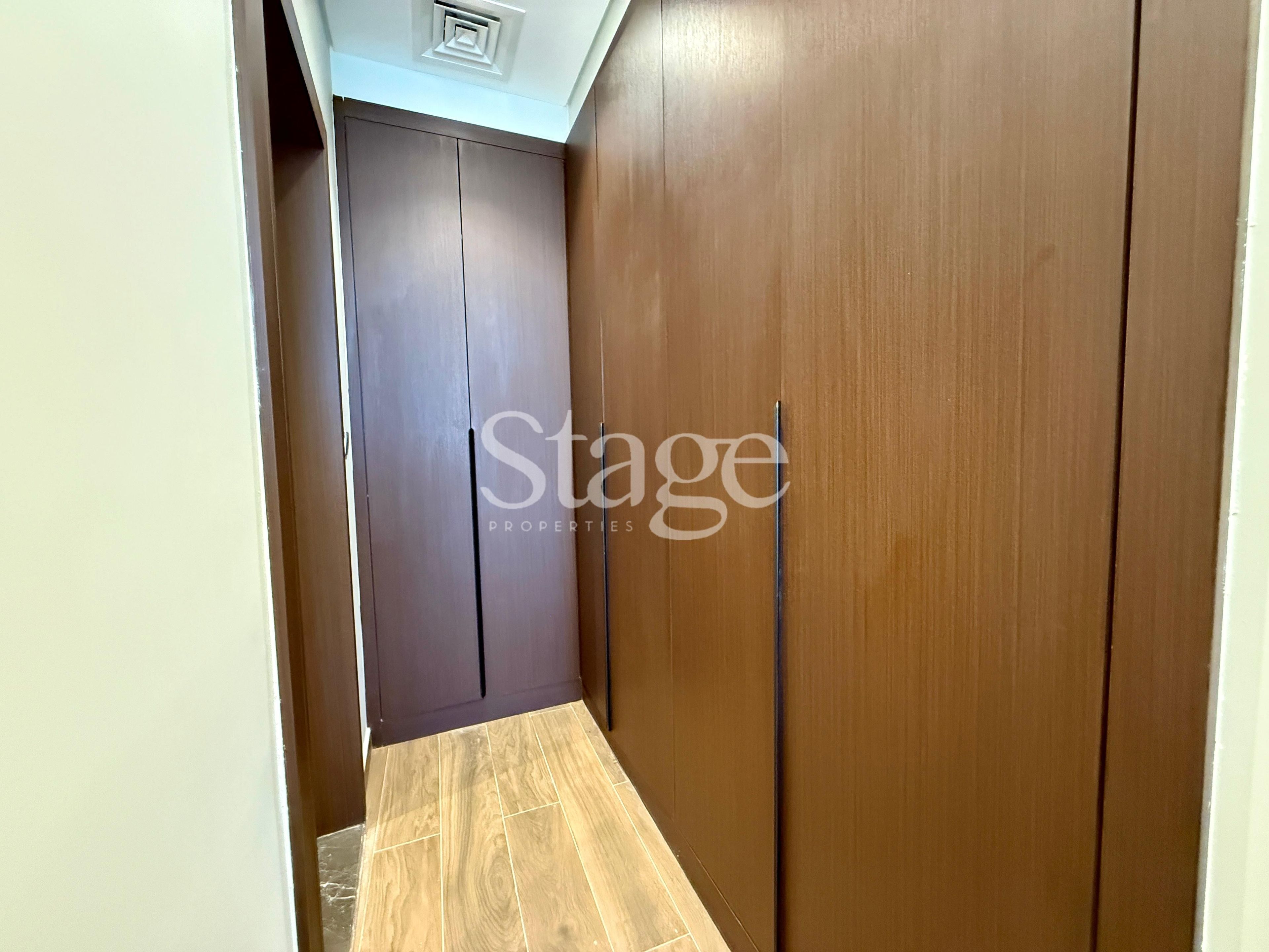 شقة من غرفة نوم للإيجار في Business Bay، Dubai AP9199L