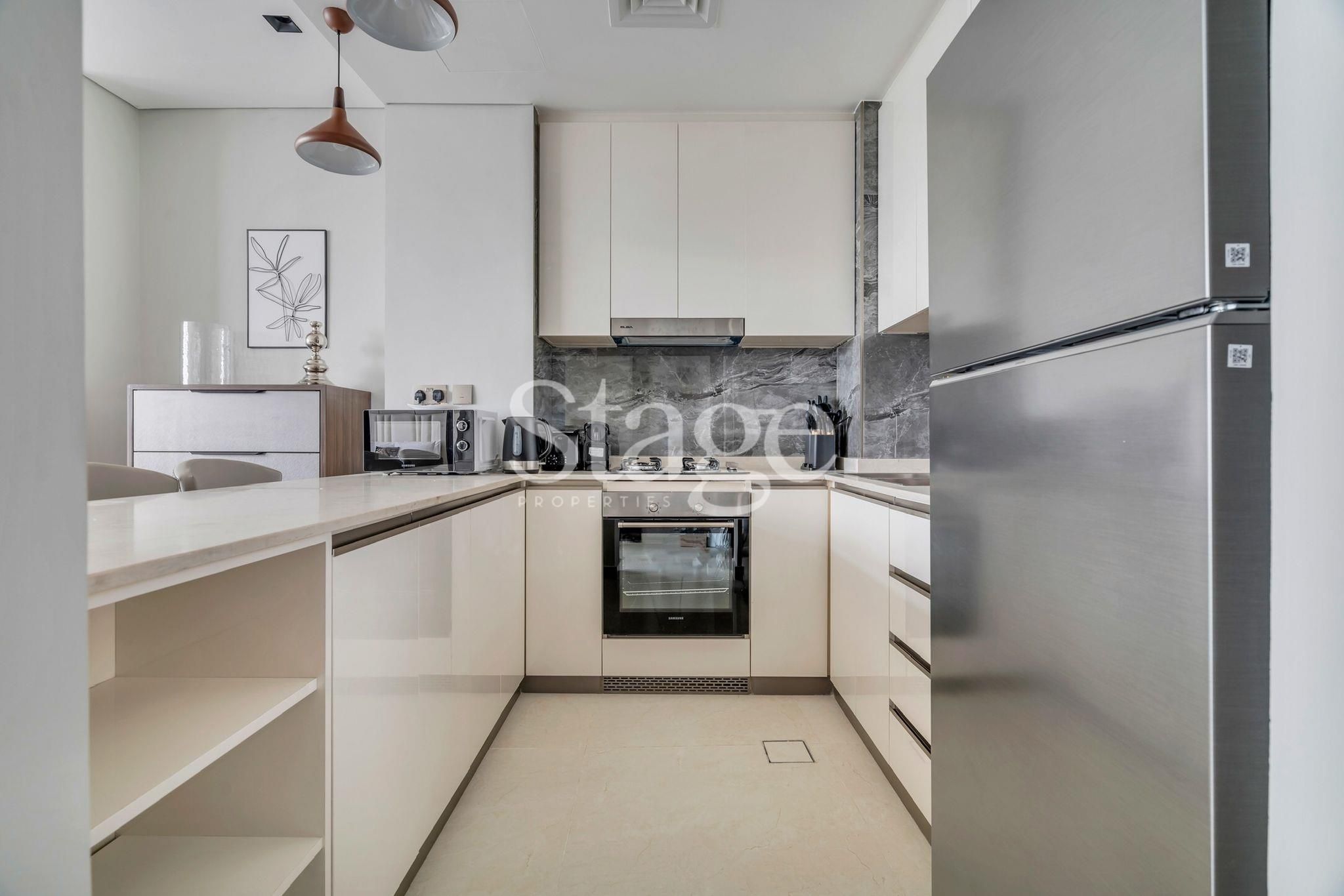 1 bedroom apartment for Rent in Business Bay, Dubai AP8910L