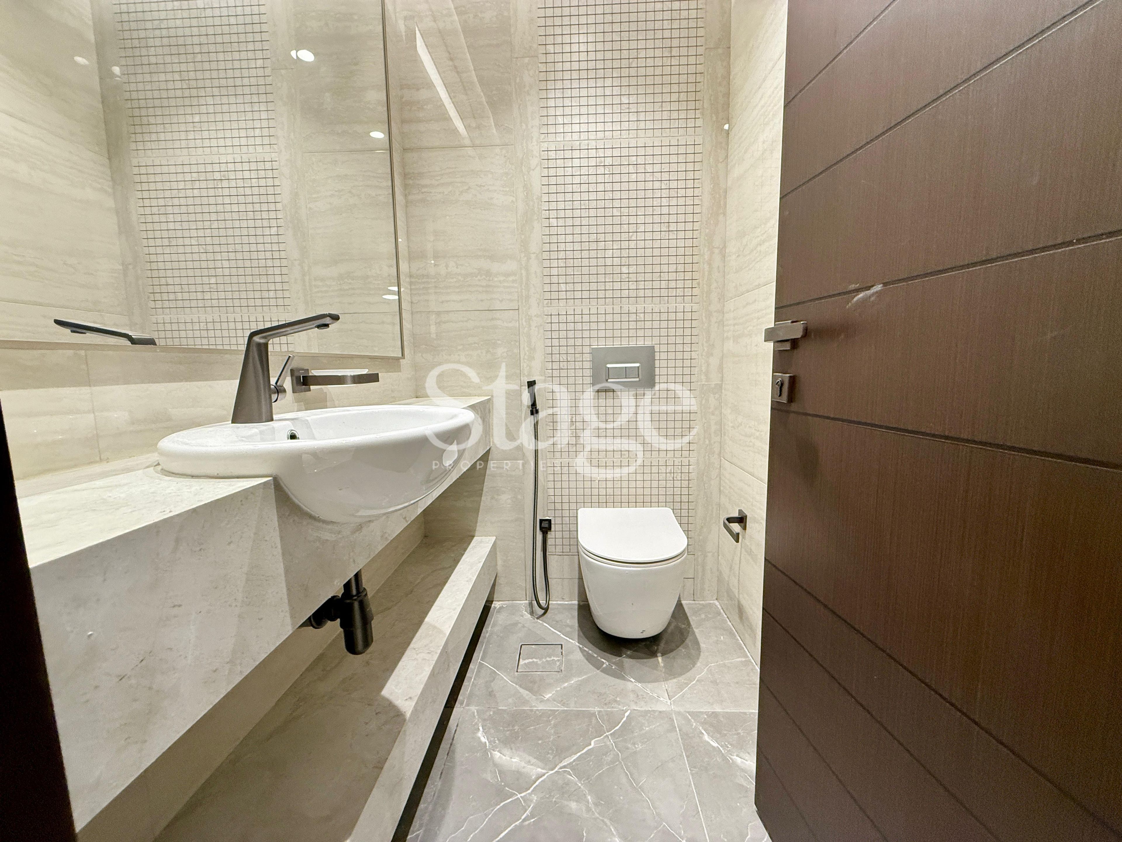 2 bedrooms apartment for Sale in Business Bay, Dubai AP8390S