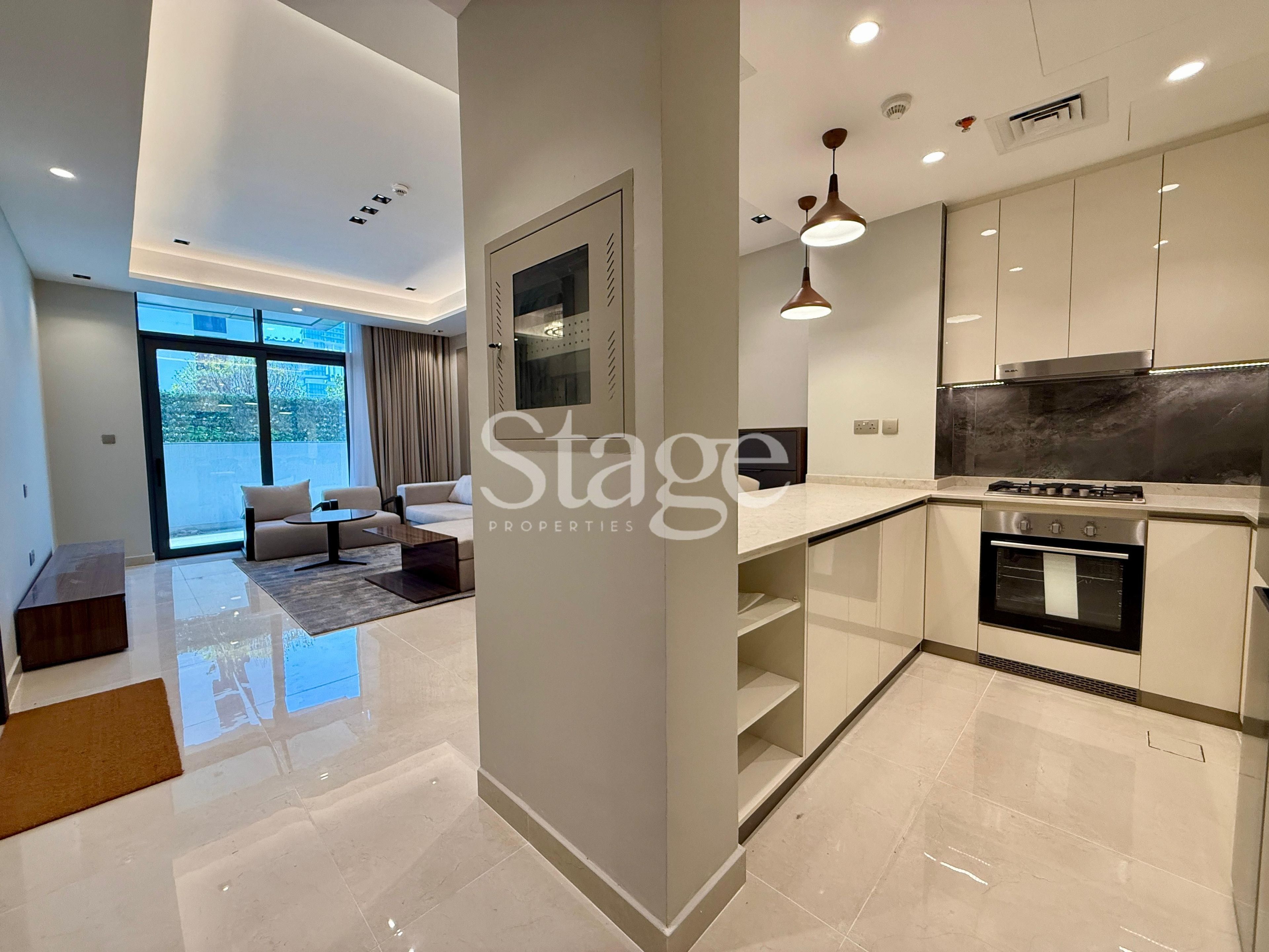 1 bedroom apartment for Rent in Business Bay, Dubai AP8186L