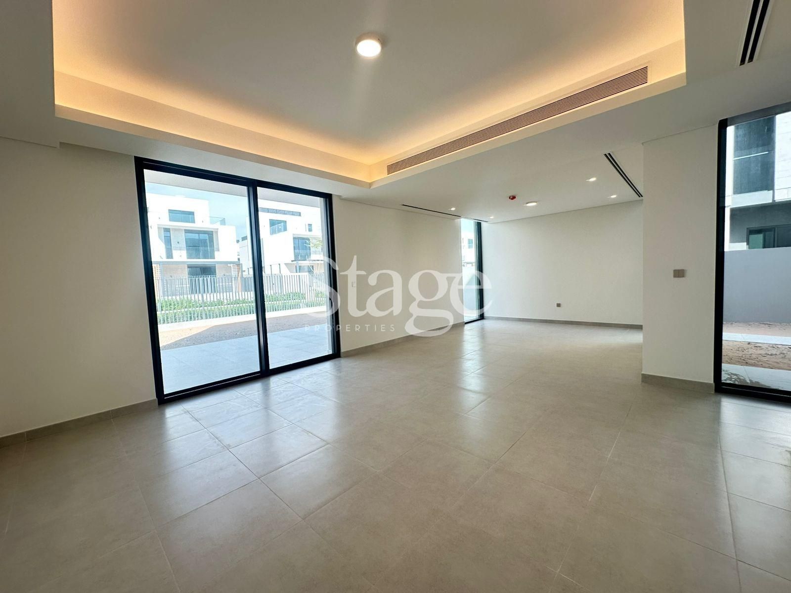 4 bedrooms Twin Villas for Rent in Arabian Ranches 3, Dubai VI9293L