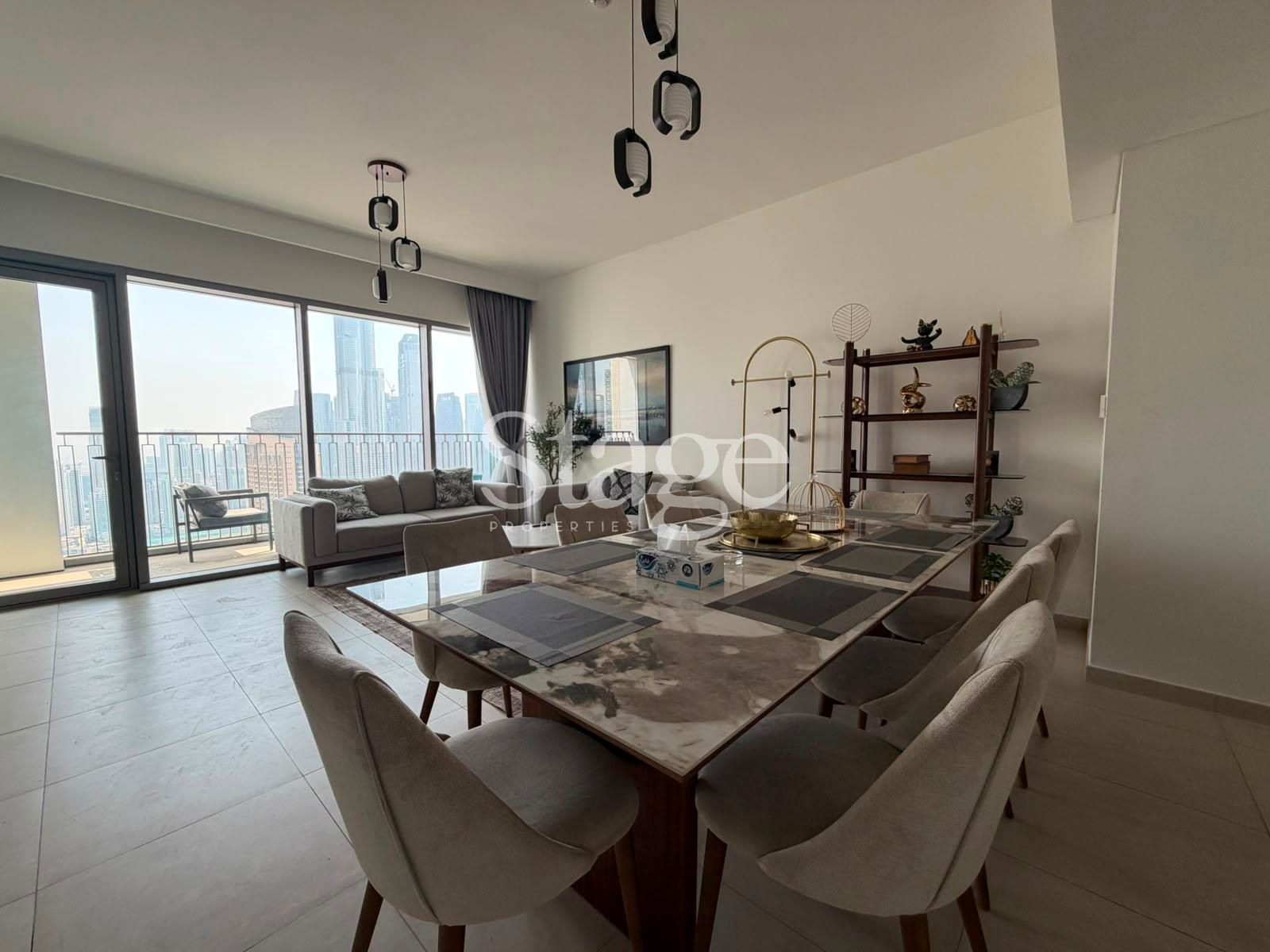 شقة من ٣ غرف نوم للإيجار في Downtown Dubai، Dubai AP9893L