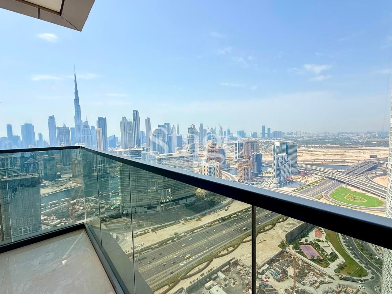 1 bedroom apartment for Rent in Business Bay, Dubai AP9756L