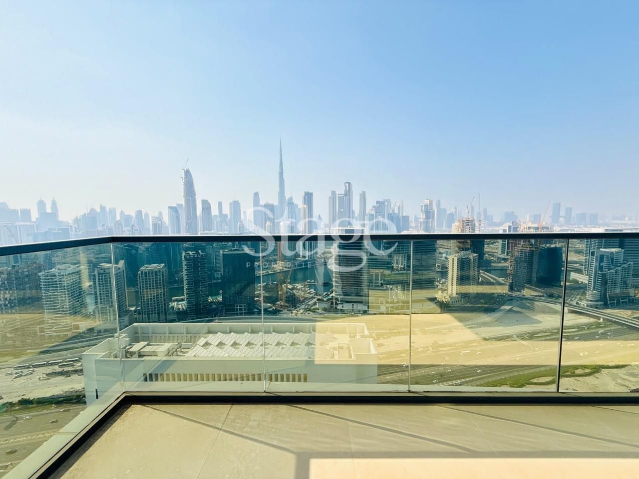 1 bedroom apartment for Rent in Business Bay, Dubai AP10182L
