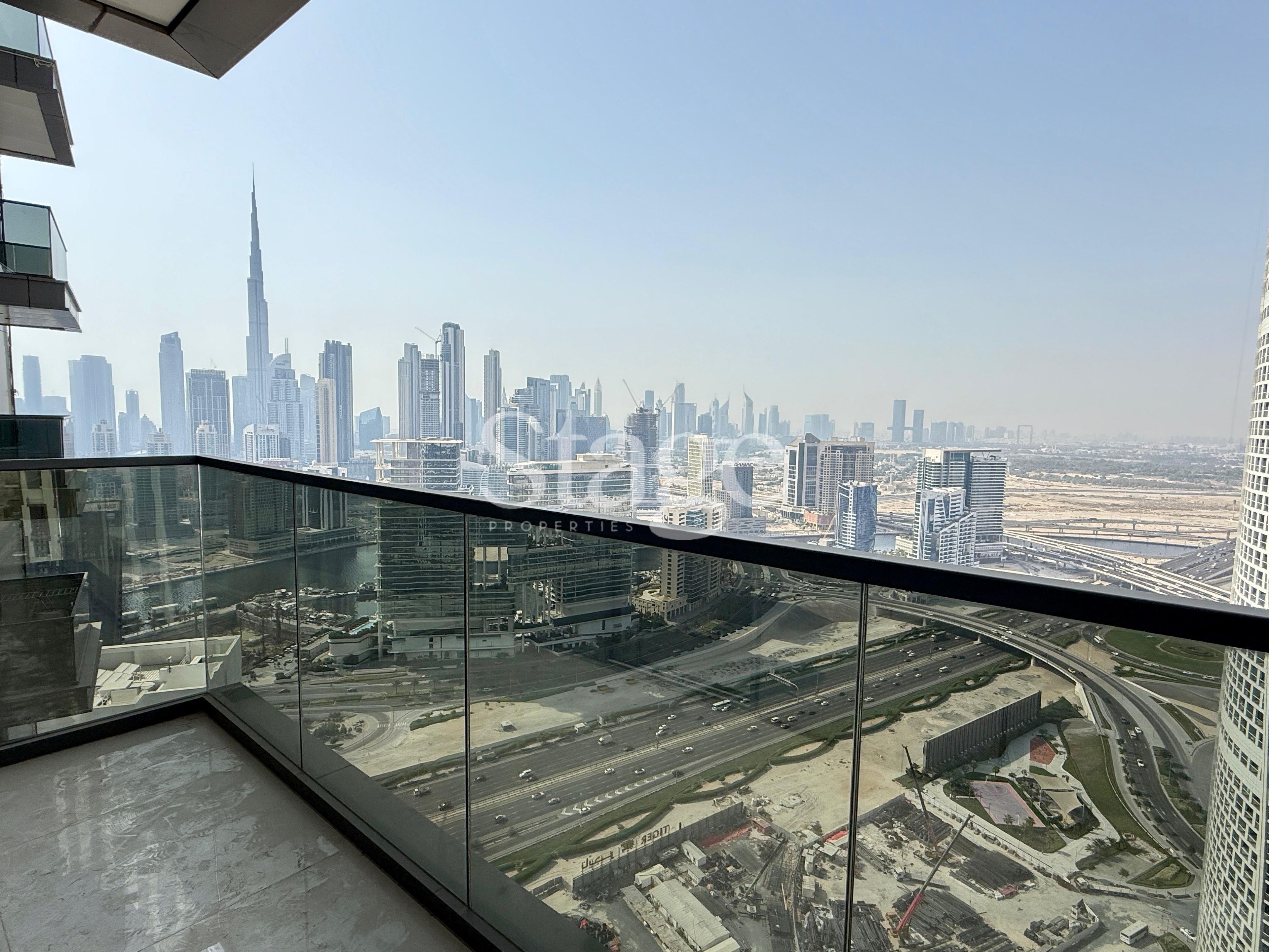2 bedrooms apartment for Sale in Business Bay, Dubai AP8131S