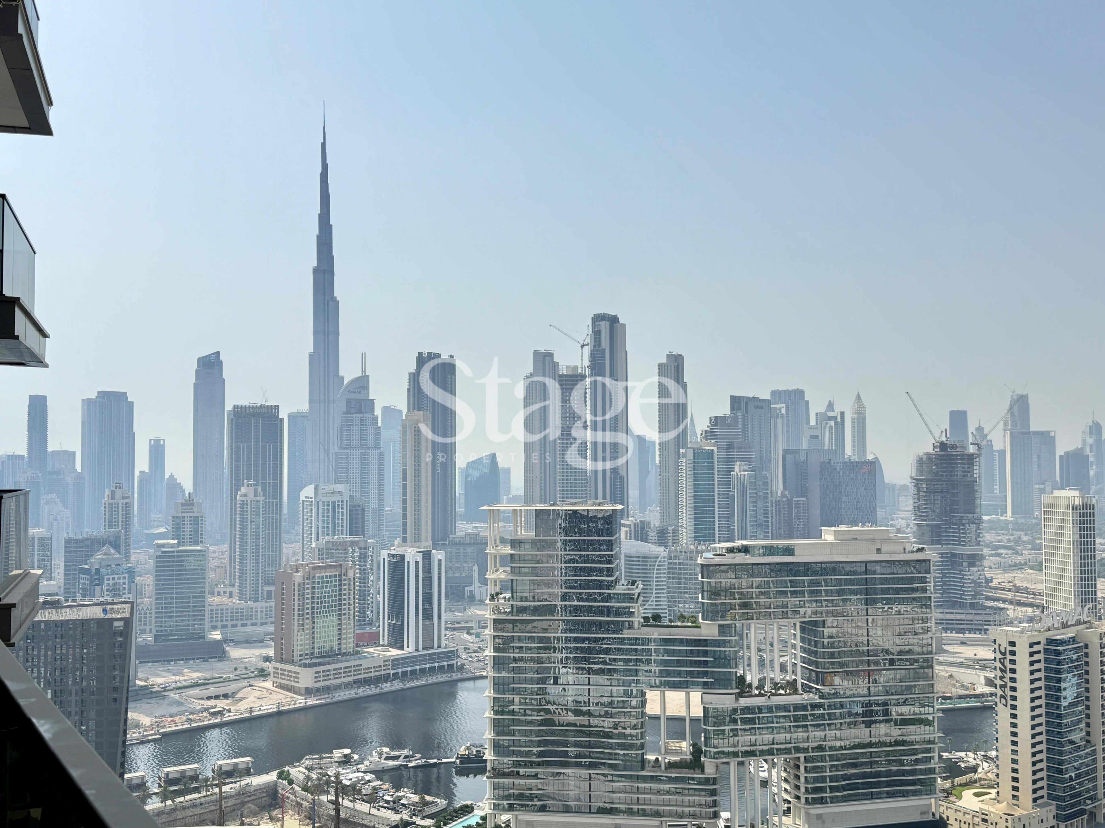 2 bedrooms apartment for Sale in Business Bay, Dubai AP8131S