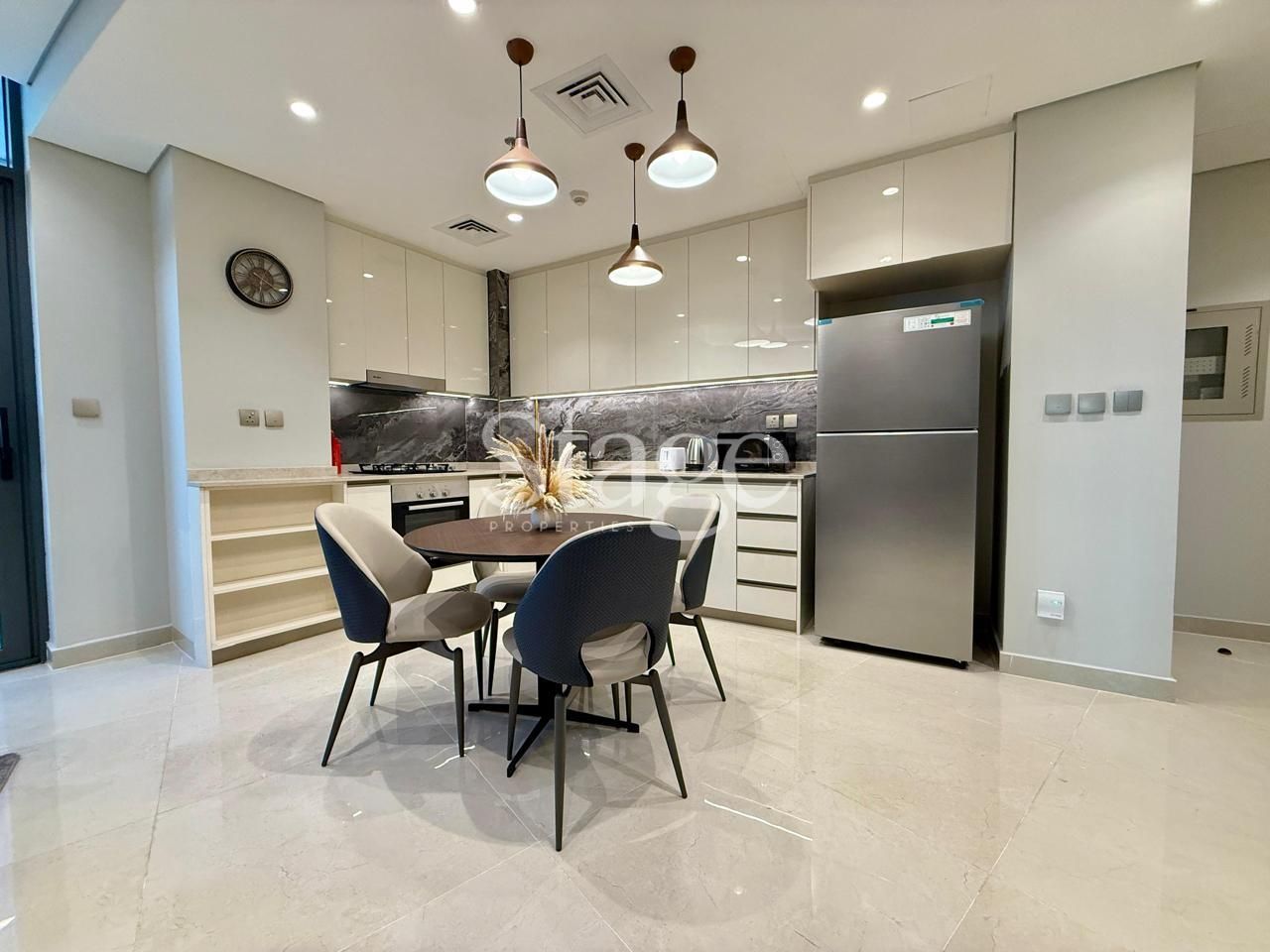 1 bedroom apartment for Rent in Business Bay, Dubai AP8380L