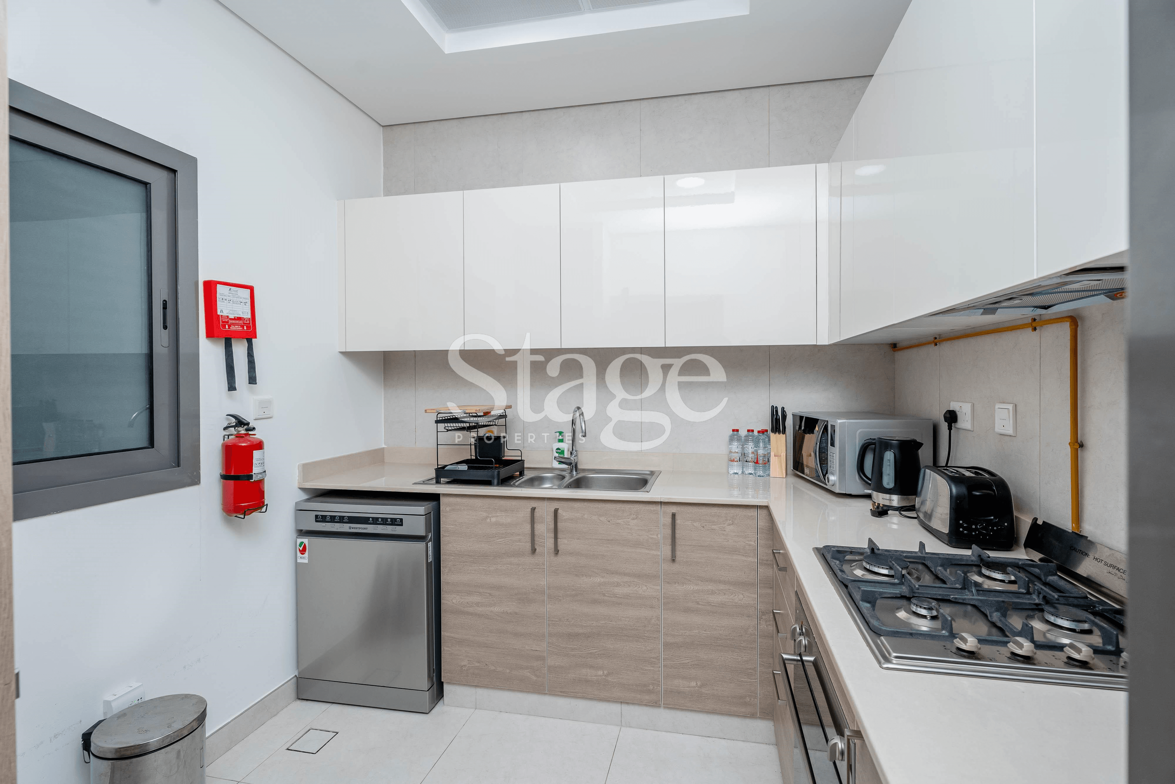 1 bedroom apartment for Rent in Business Bay, Dubai AP7376L