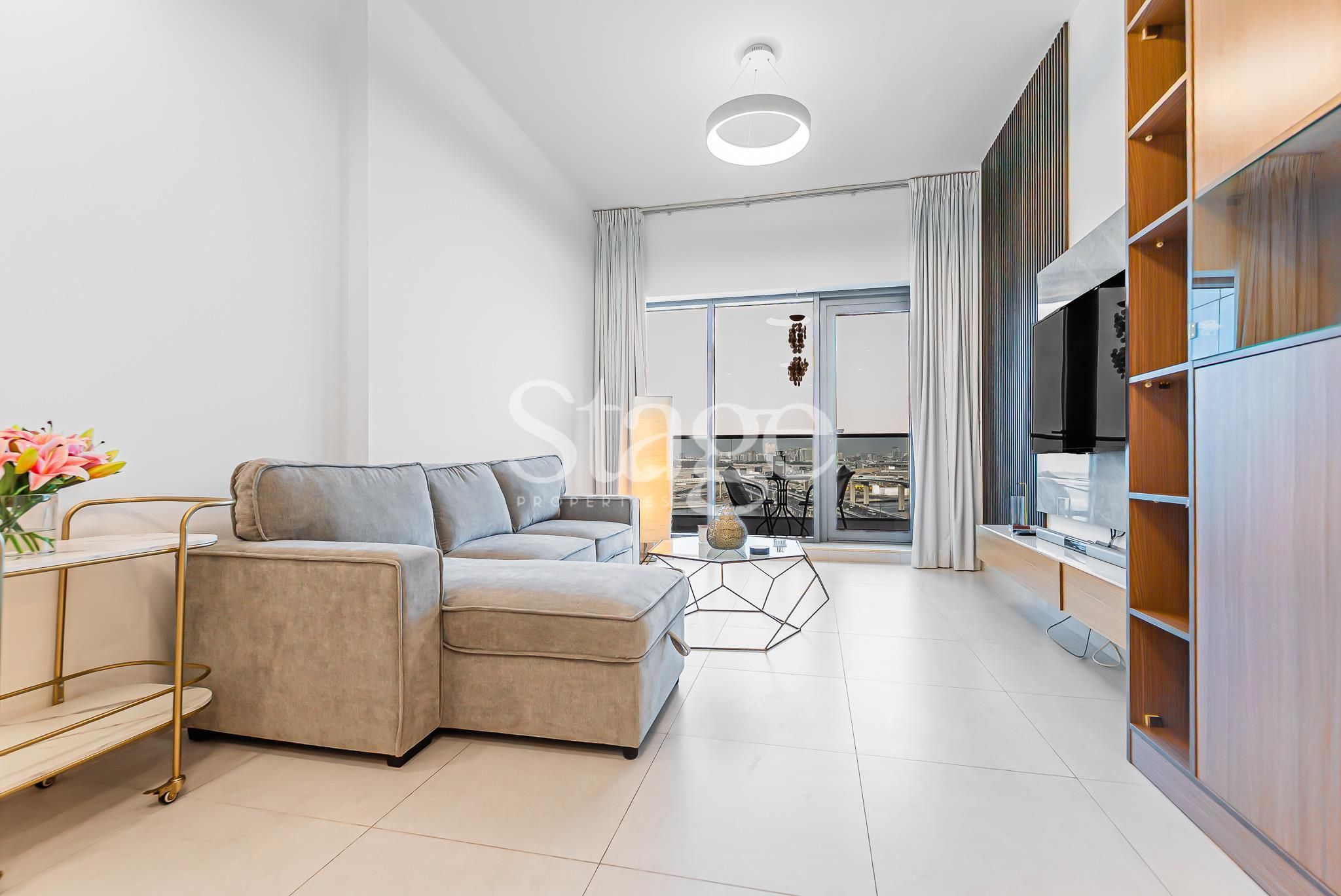 1 bedroom apartment for Rent in Business Bay, Dubai AP9983L
