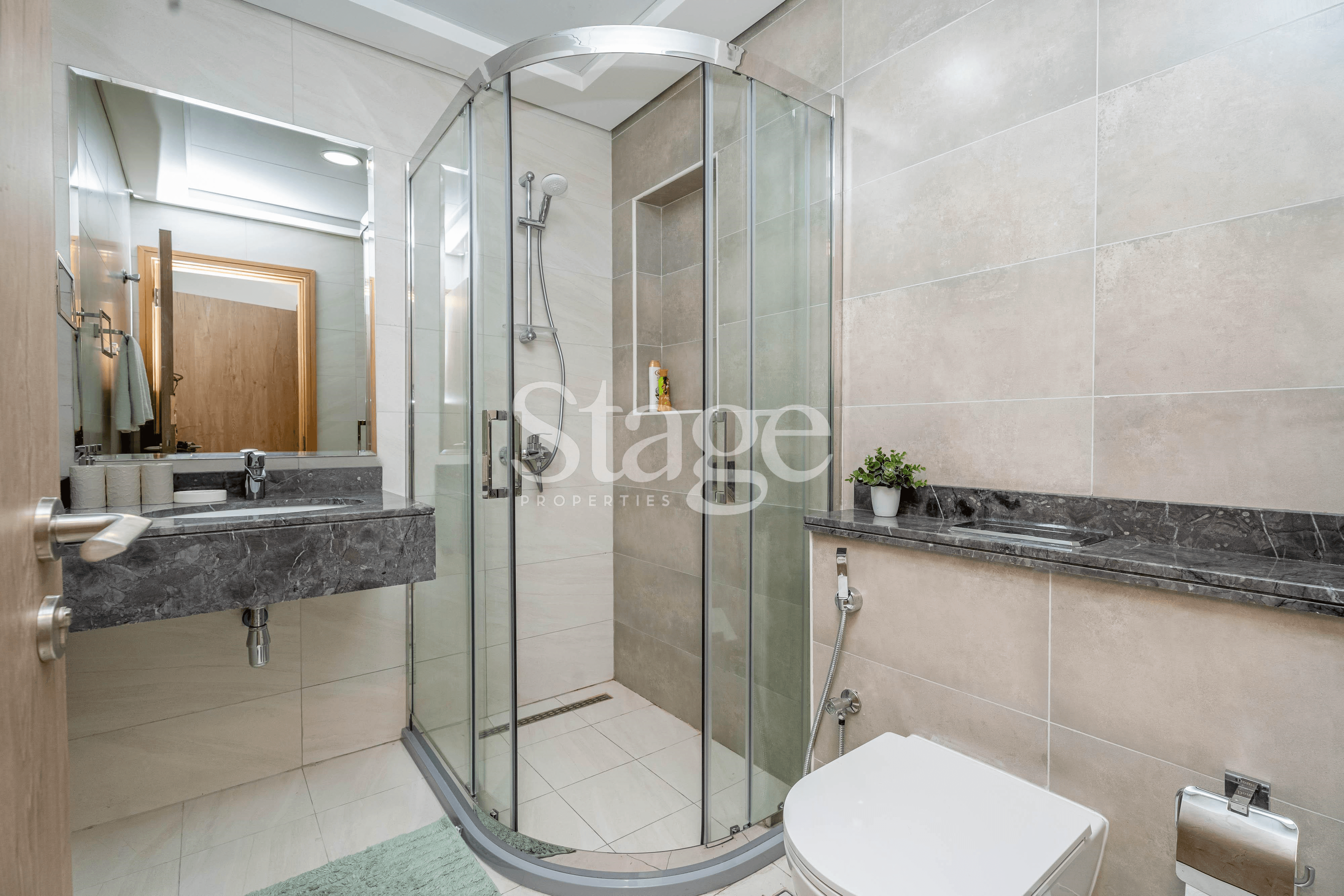 1 bedroom apartment for Rent in Business Bay, Dubai AP7376L