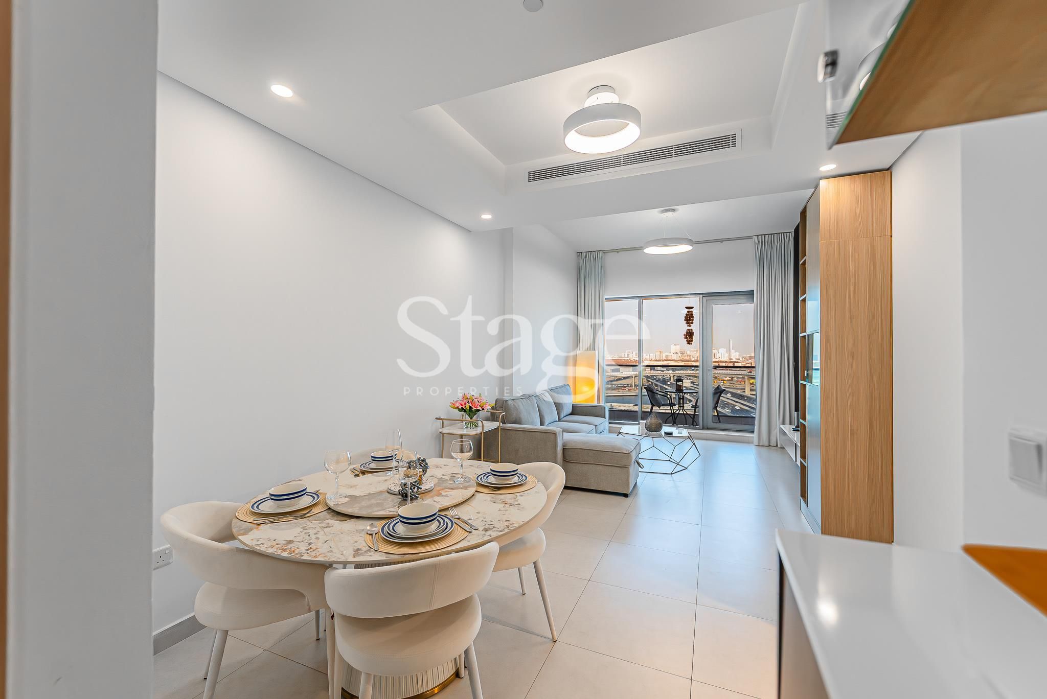 1 bedroom apartment for Rent in Business Bay, Dubai AP9983L
