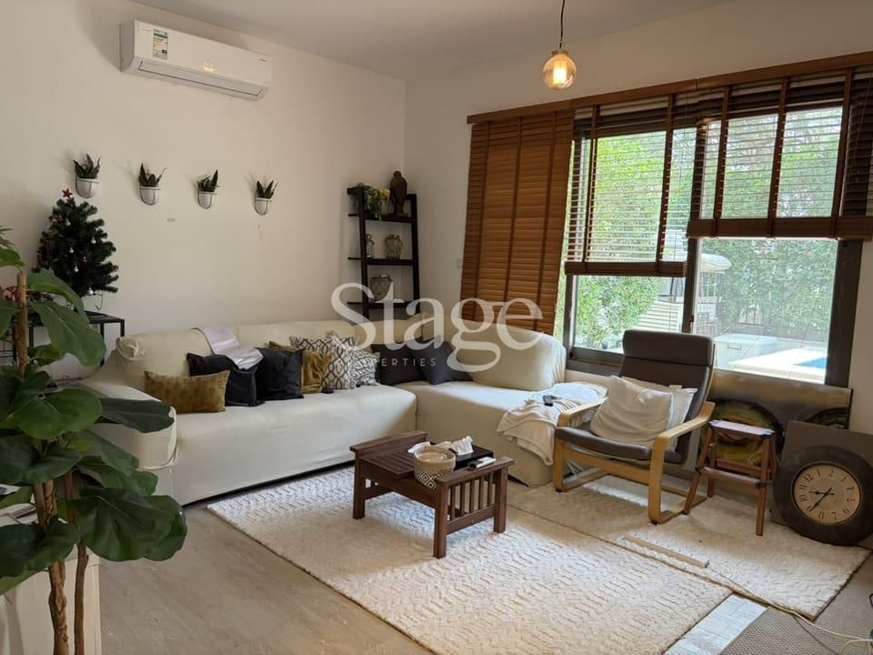 3 bedrooms Townhouse for Rent in Town Square, Dubai TH9273L