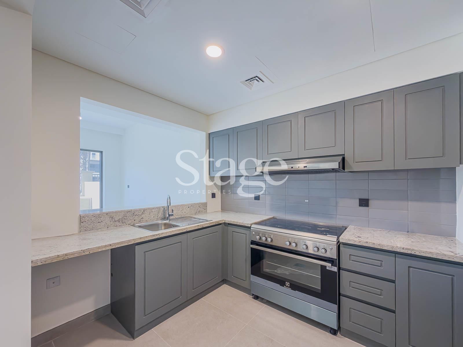 4 bedrooms Townhouse for Rent in Damac Lagoons, Dubai TH10202L