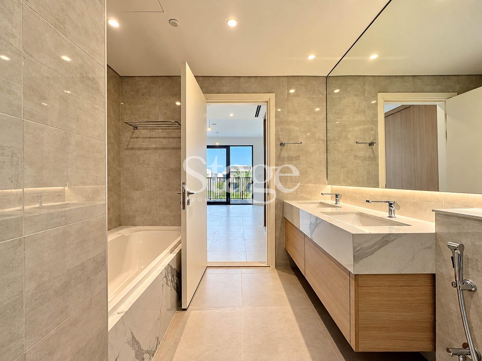 3 bedrooms Townhouse for Rent in Jebel Ali, Dubai TH10203L