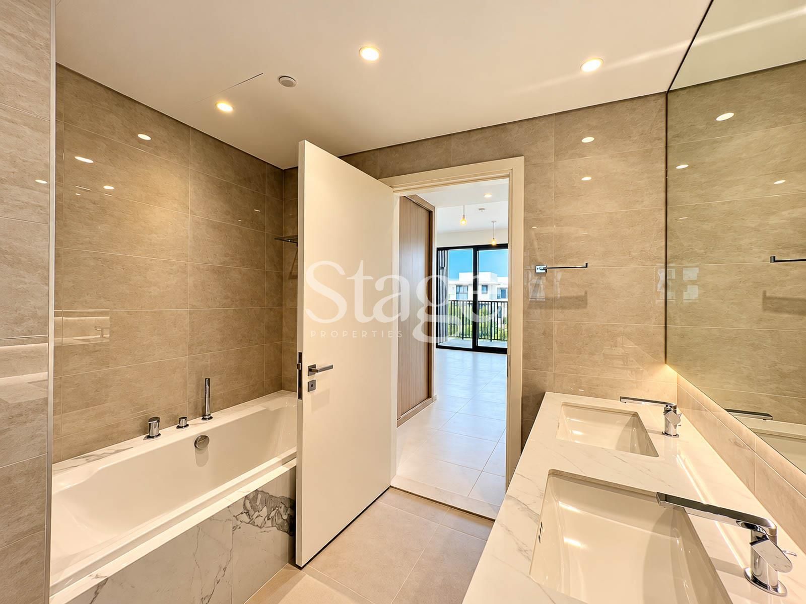 3 bedrooms Townhouse for Rent in Jebel Ali, Dubai TH10203L