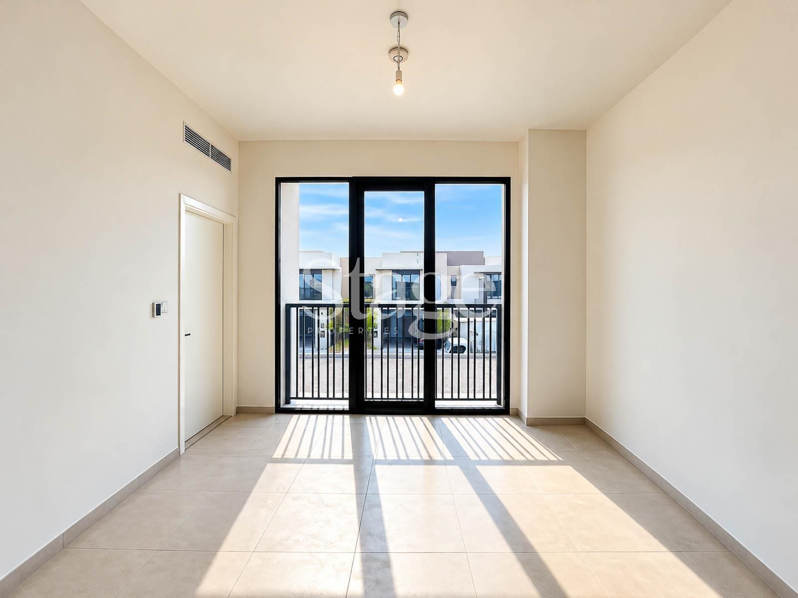3 bedrooms Townhouse for Rent in Jebel Ali, Dubai TH10203L