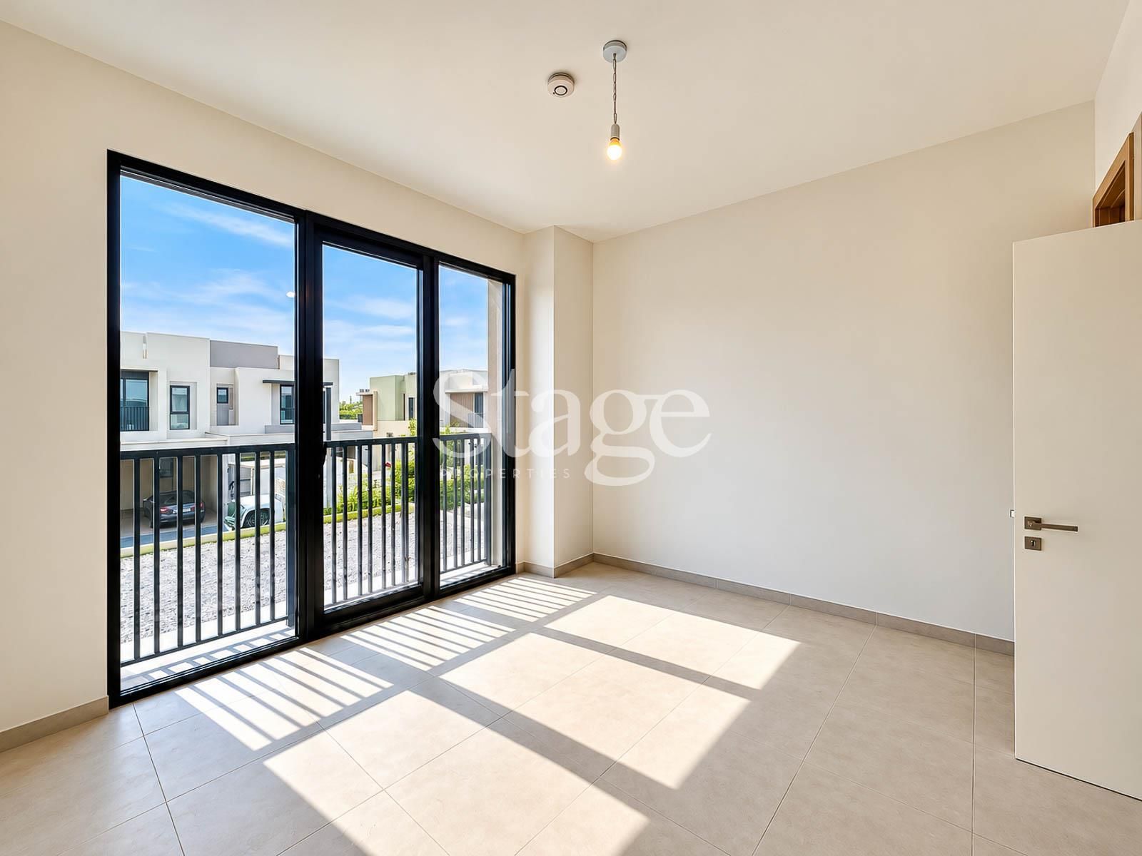 3 bedrooms Townhouse for Rent in Jebel Ali, Dubai TH10203L