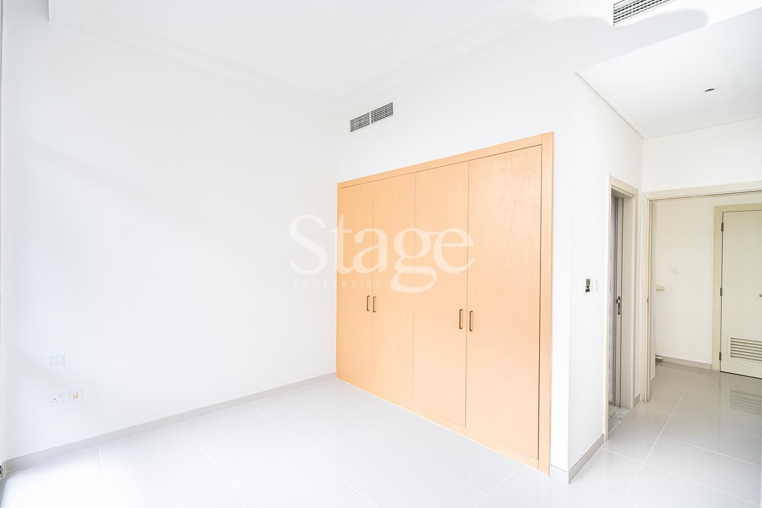 3 bedrooms Townhouse for Rent in DAMAC Hills, Dubai TH8740L