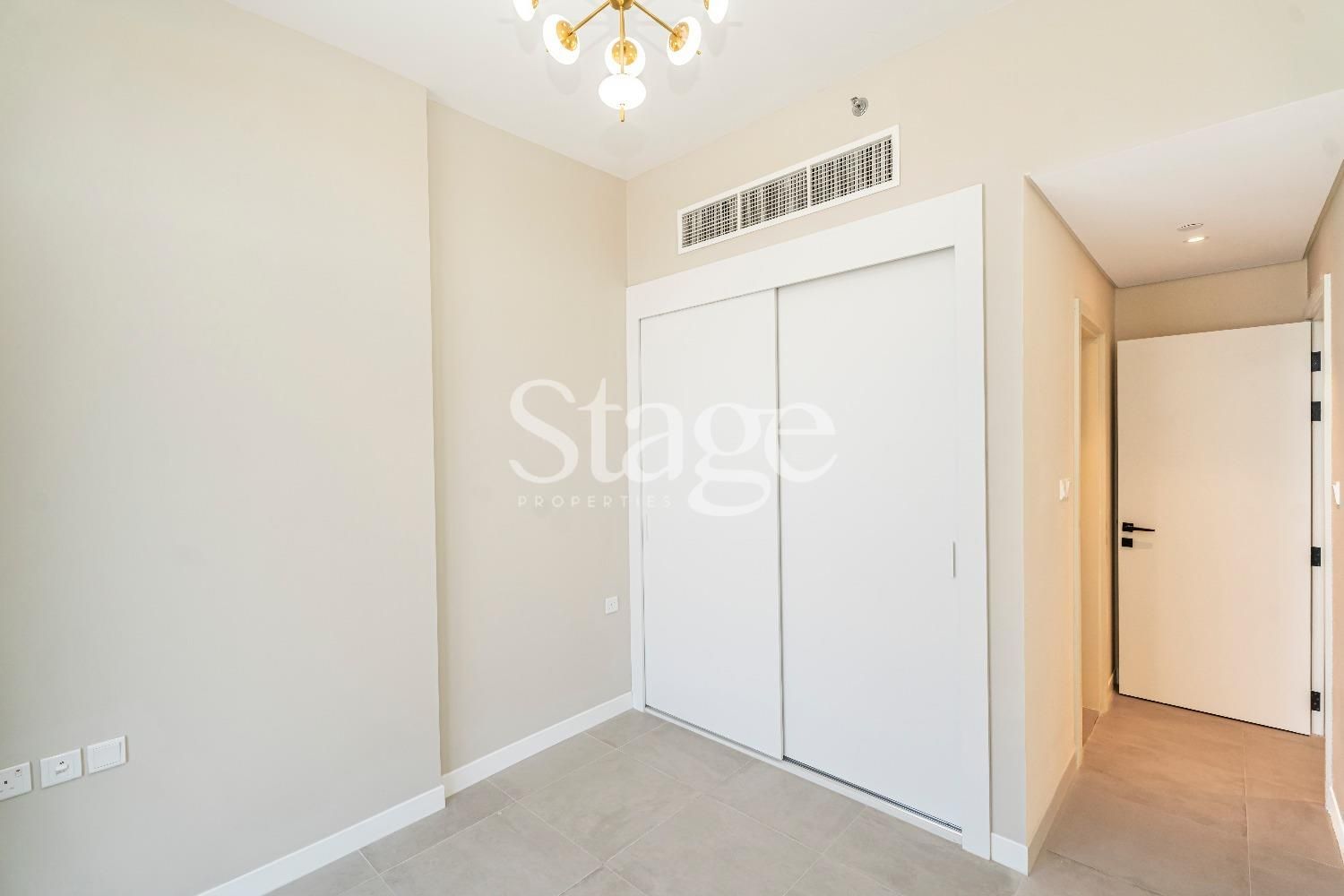 3 bedrooms apartment for Sale in Rukan, Dubai AP7744S