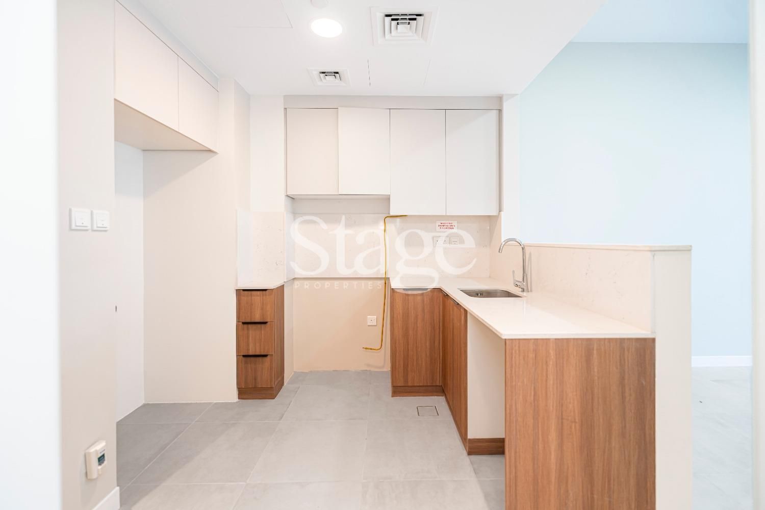 3 bedrooms apartment for Sale in Rukan, Dubai AP8241S