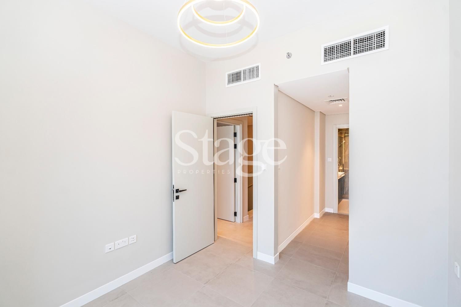 3 bedrooms apartment for Sale in Rukan, Dubai AP7744S