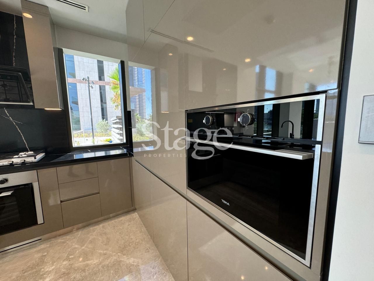 شقة من ٣ غرف نوم للبيع في Business Bay، Dubai AP7539S