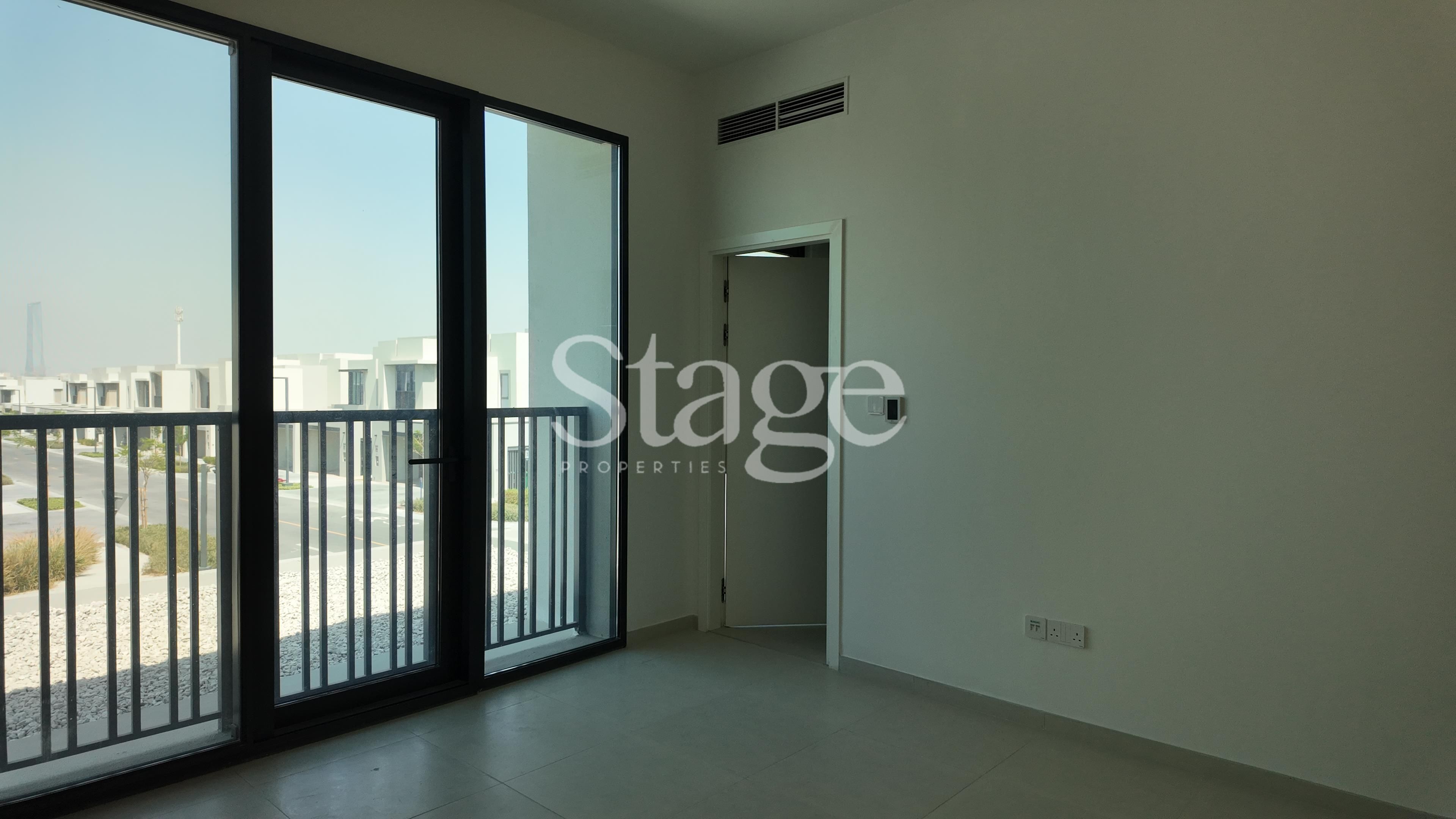3 bedrooms Townhouse for Rent in Jebel Ali, Dubai TH10062L
