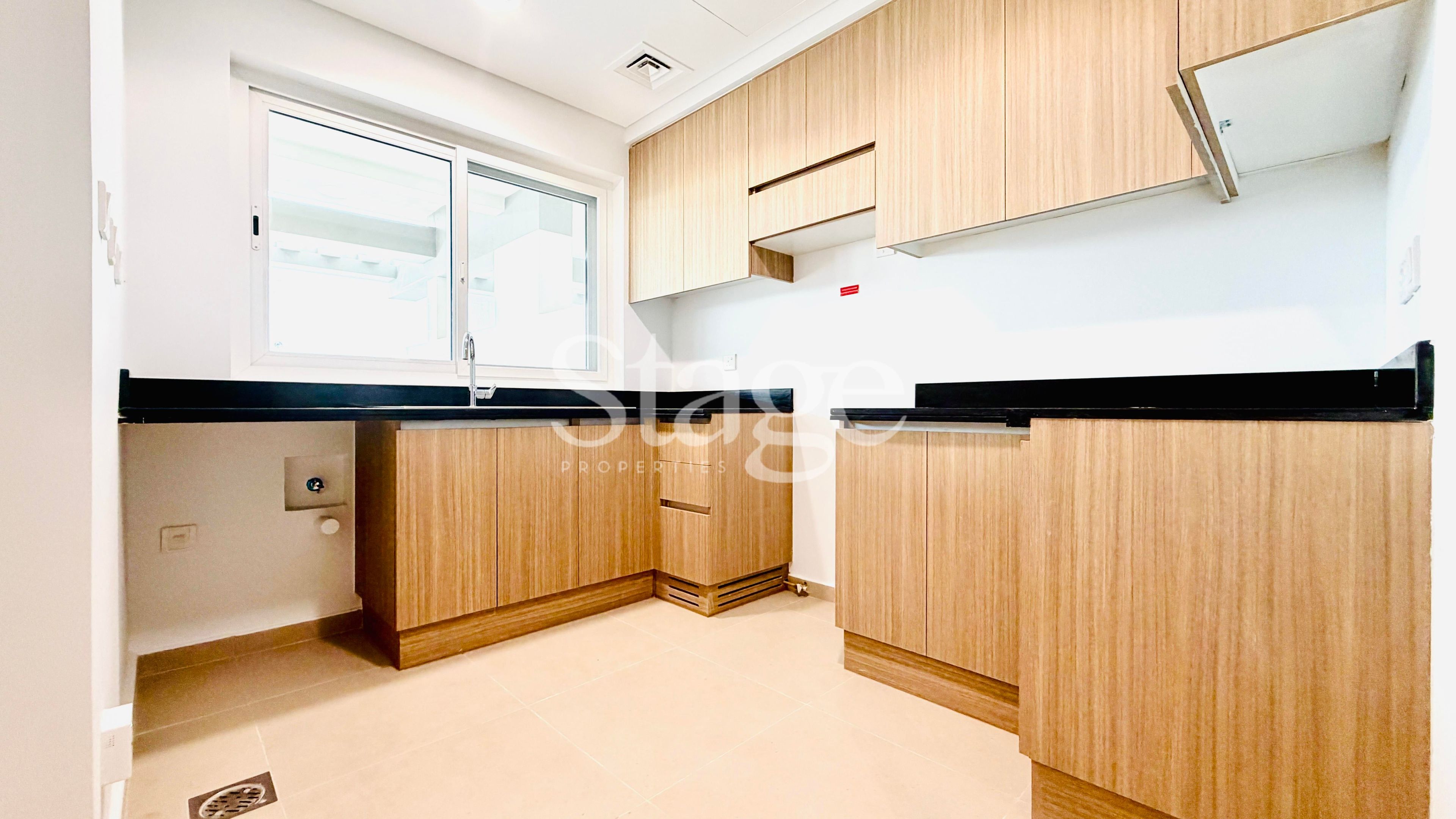 3 bedrooms Townhouse for Rent in Damac Hills 2, Dubai TH8858L