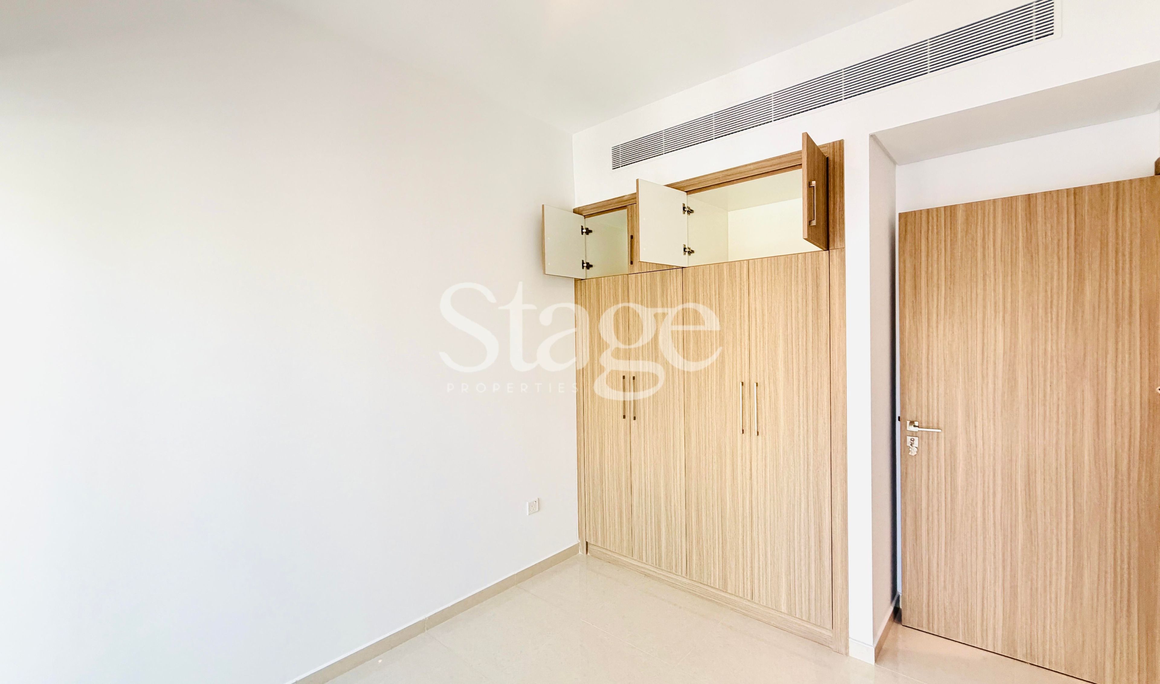 3 bedrooms Townhouse for Rent in Damac Hills 2, Dubai TH8858L