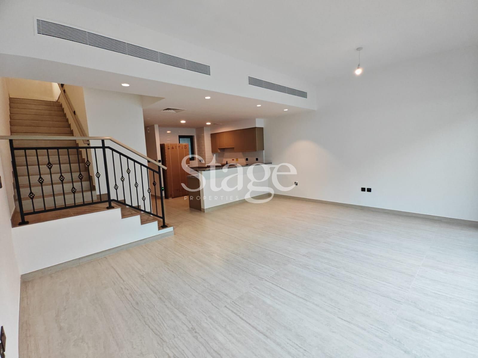 4 bedrooms Townhouse for Rent in Damac Lagoons, Dubai TH8756L