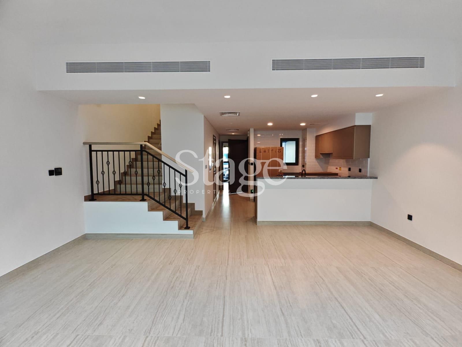 4 bedrooms Townhouse for Rent in Damac Lagoons, Dubai TH8756L