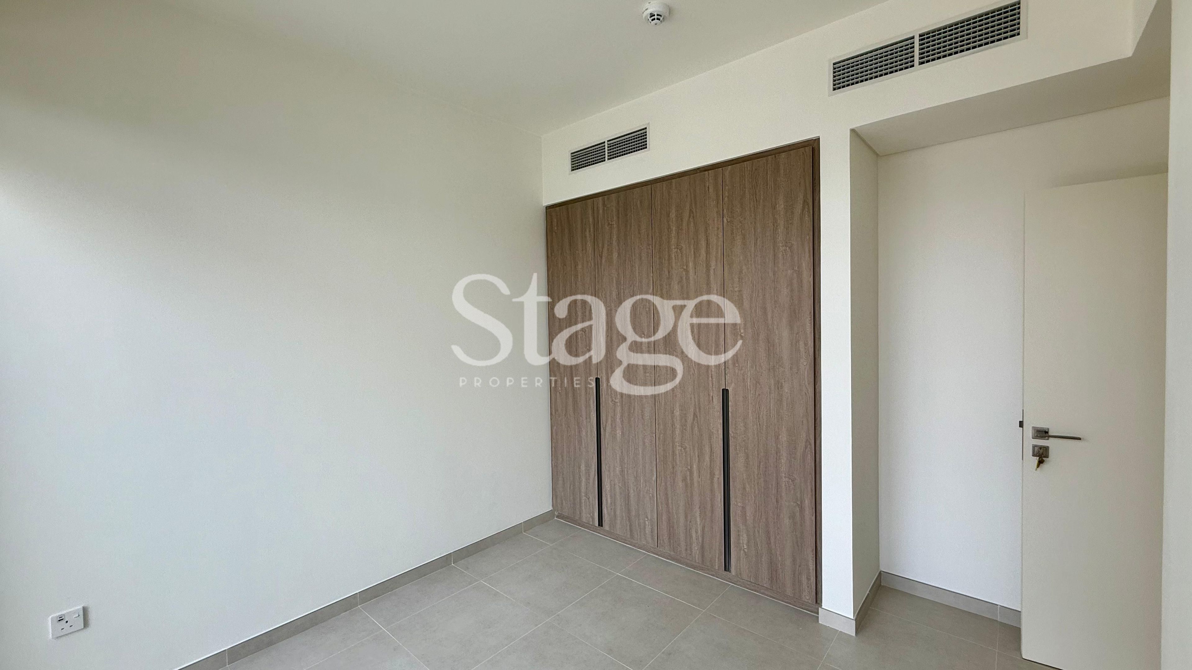 4 bedrooms Townhouse for Rent in The Valley, Dubai TH8237L