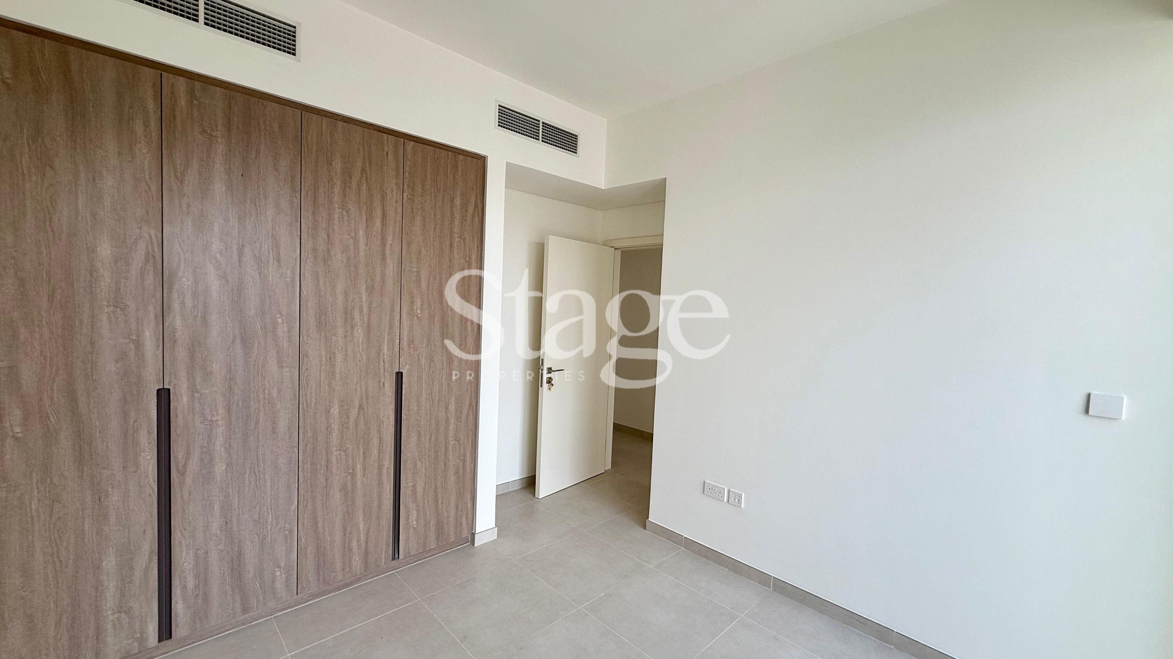 4 bedrooms Townhouse for Rent in The Valley, Dubai TH8237L