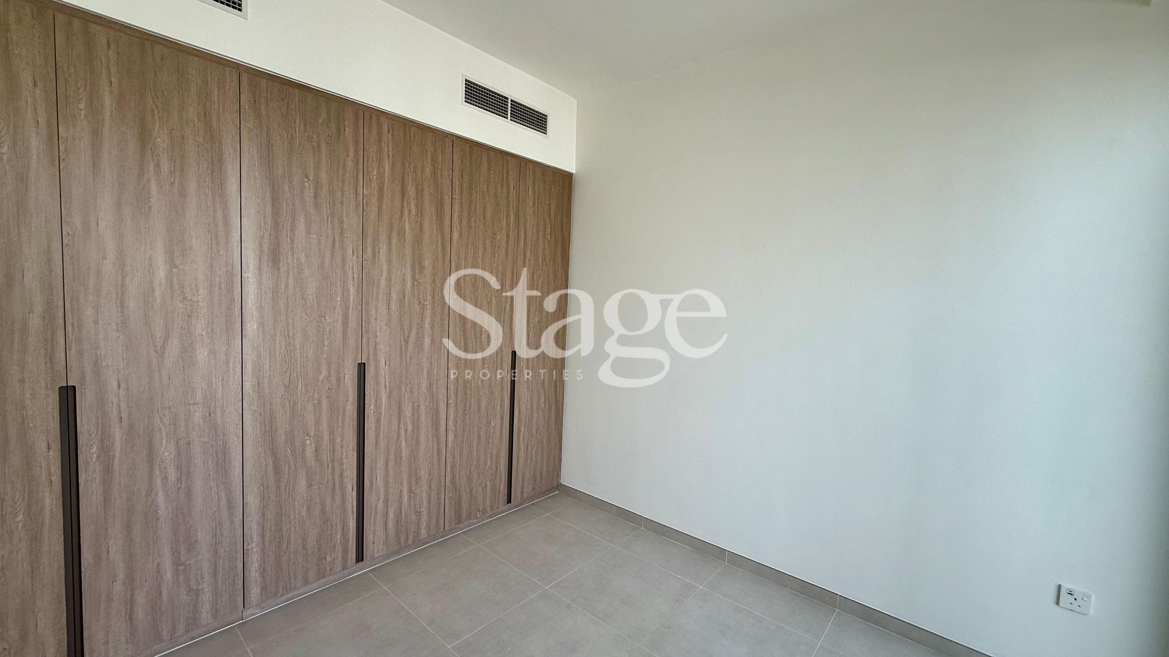 4 bedrooms Townhouse for Rent in The Valley, Dubai TH8237L
