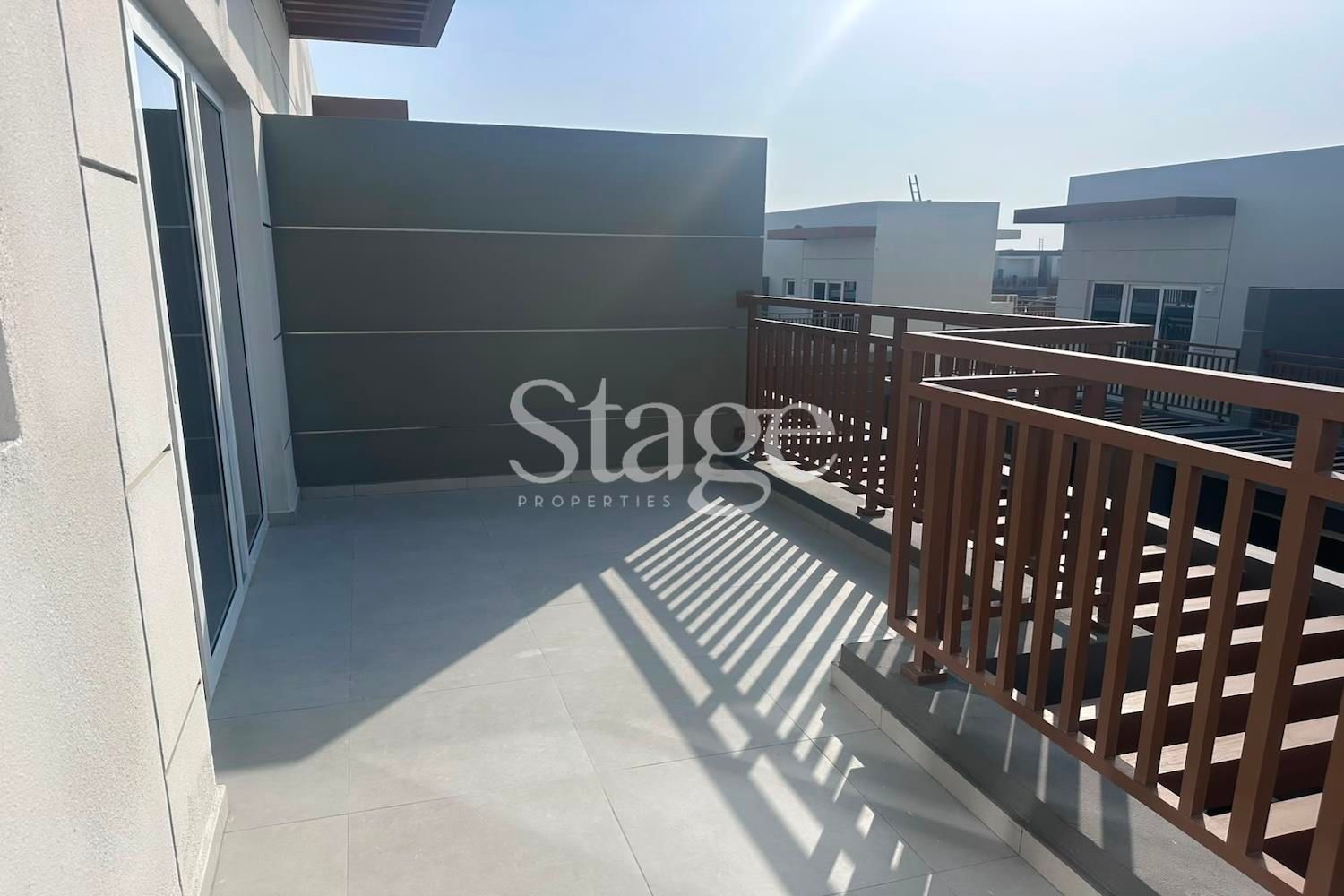 تاون هاوس من ٤ غرف نوم للإيجار في Damac Hills 2، Dubai TH9903L