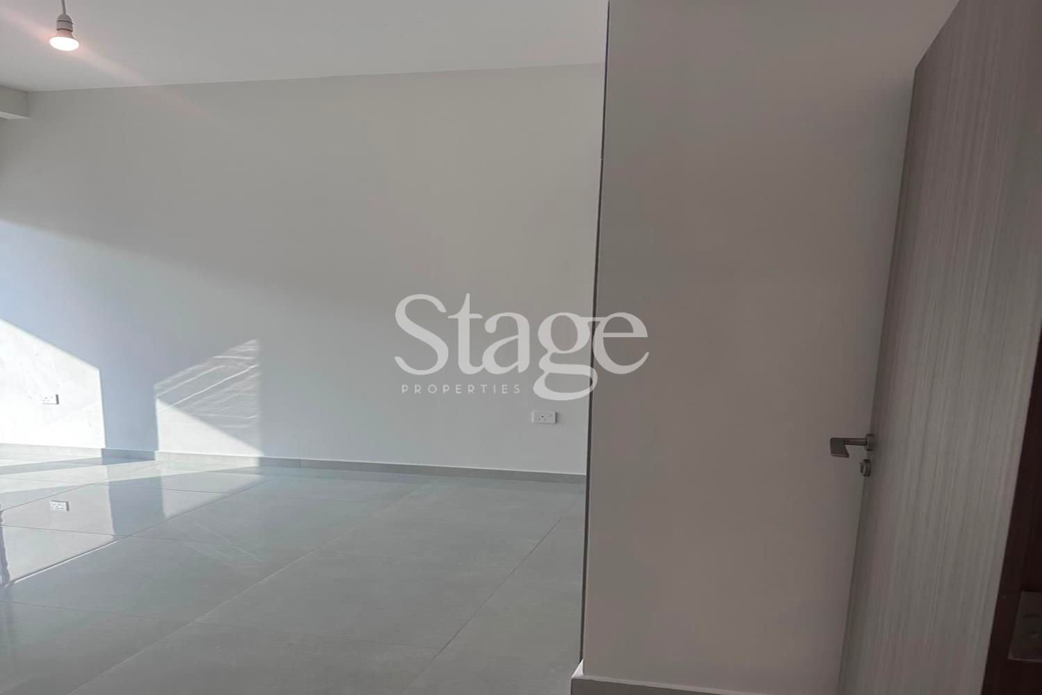 تاون هاوس من ٤ غرف نوم للإيجار في Damac Hills 2، Dubai TH9903L